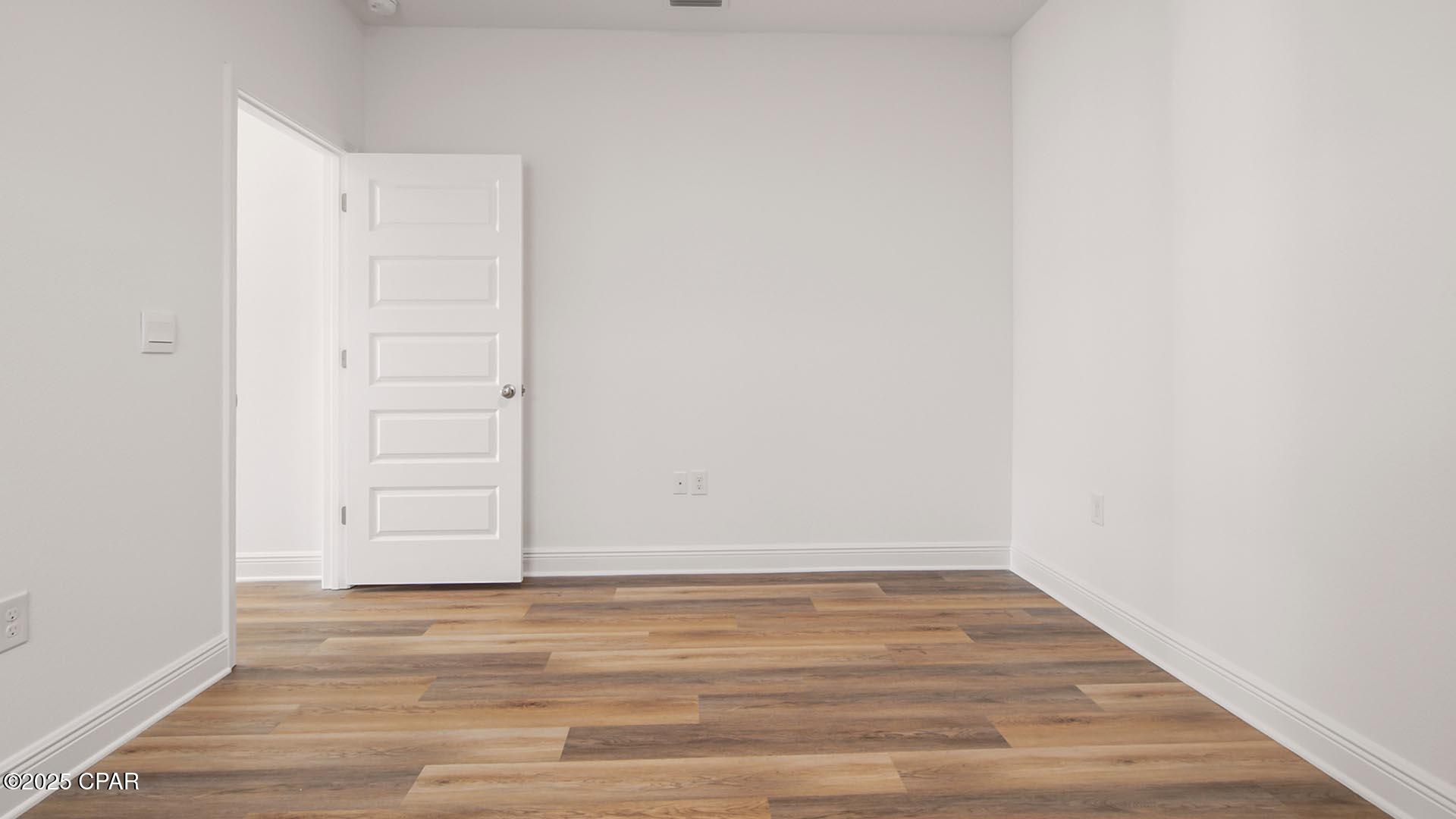 569 Hancock Way, Panama City Beach, FL 32413 thumbnail, photo 28 of 31