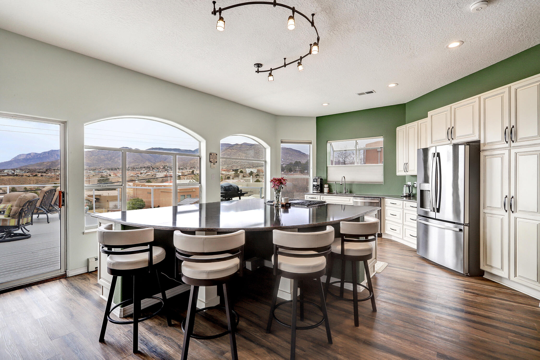 3rd image of 701 Stagecoach Rd Se, Albuquerque, NM 87123 | MLS# 1108579