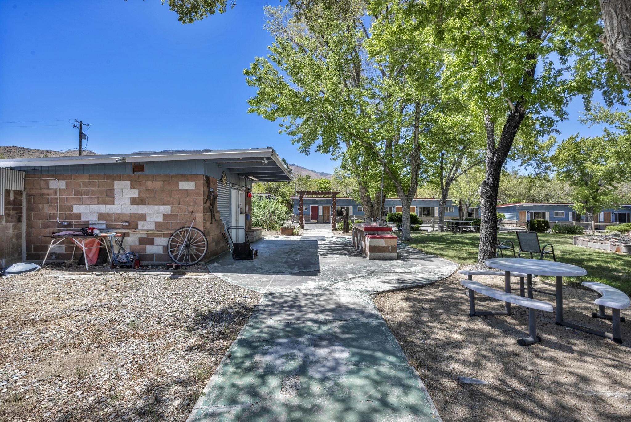 Property Photo 16