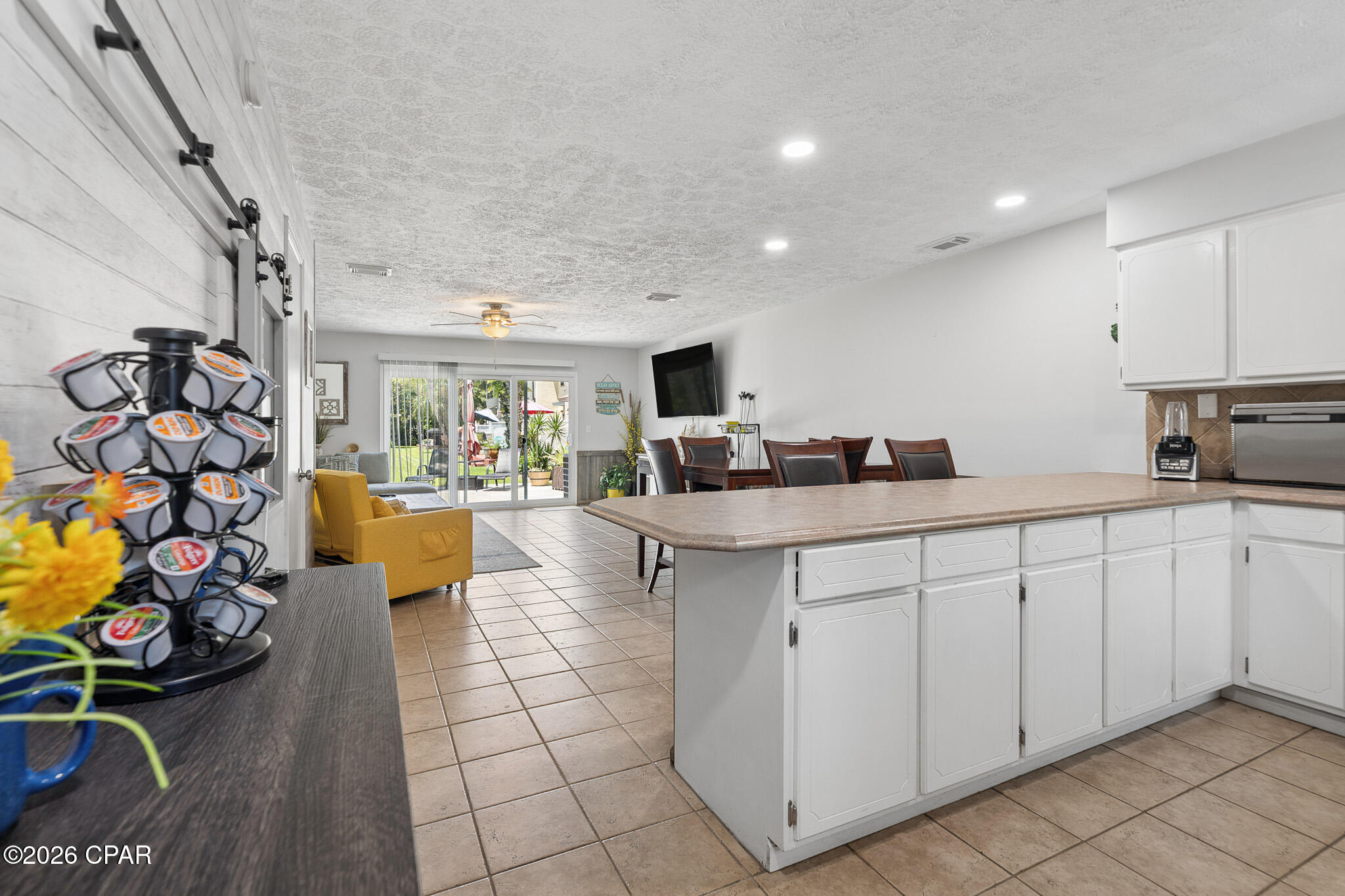 185 Kimberly Drive, Panama City Beach, FL 32407 thumbnail, photo 6 of 25