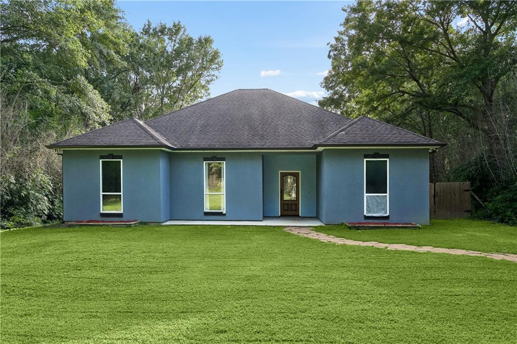 1st image of 81321 Ok Ln, Covington, LA 70435 | MLS# 2570237