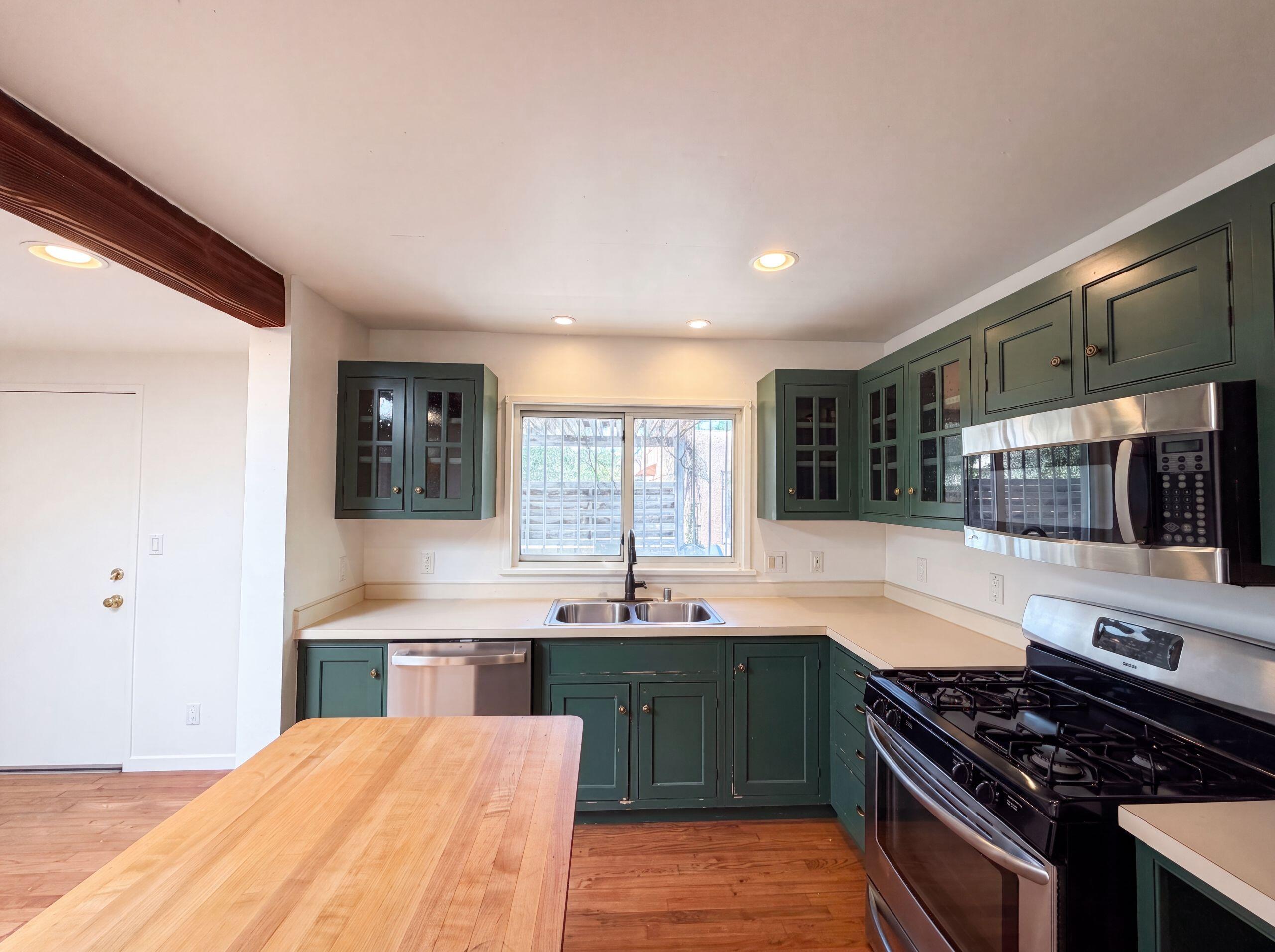 2nd image of 700 Dakota St Se, Albuquerque, NM 87108 | MLS# 1108633