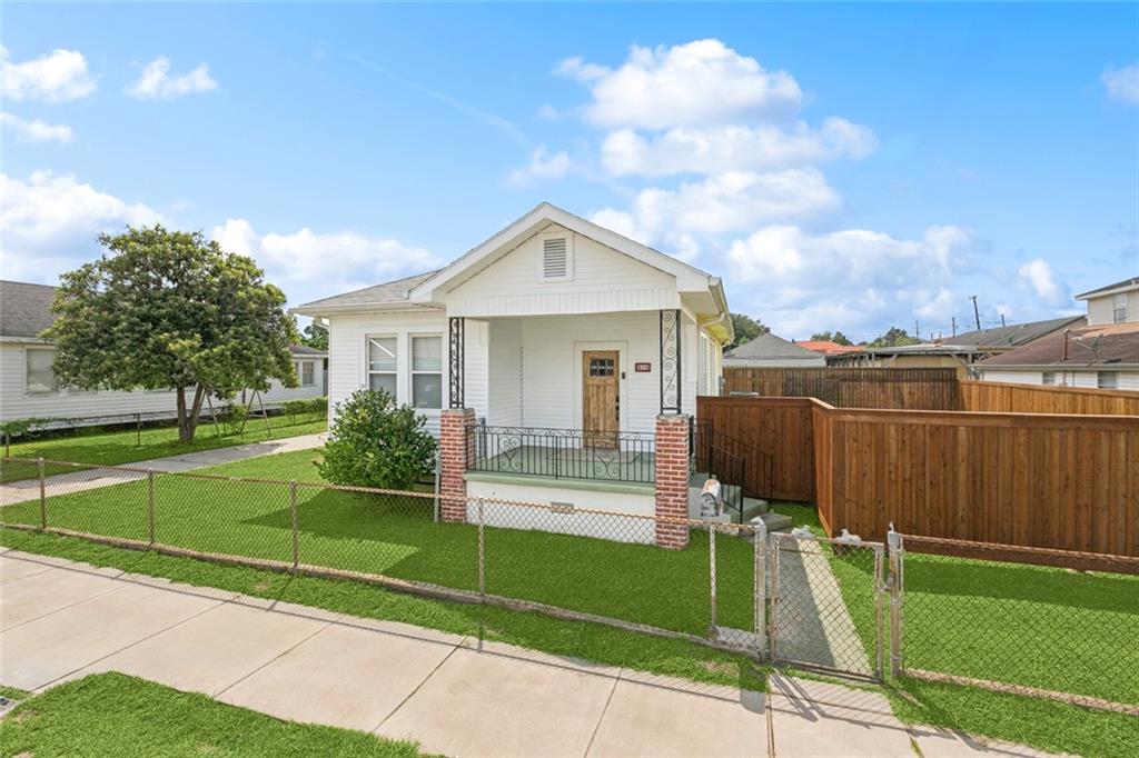 3rd image of 416 Allo Ave, Marrero, LA 70072 | MLS# 2571157