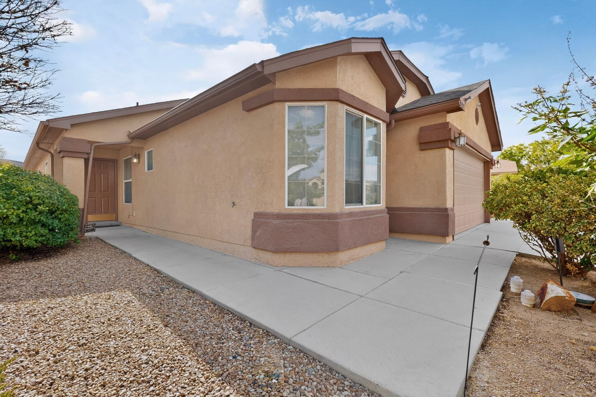 3rd image of 2871 Desert Sage Ave Sw, Los Lunas, NM 87031 | MLS# 1108648