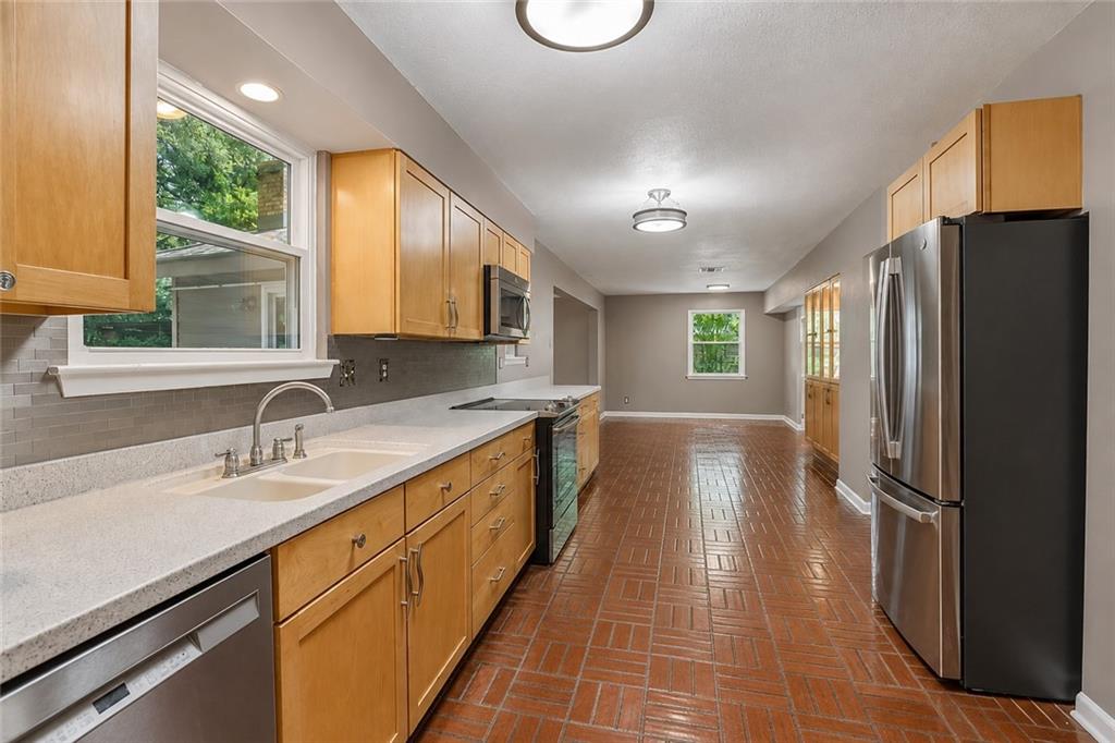 Photo 3 of Sale Pending at 5882 Rhodes Ave, New Orleans, LA 70131 | MLS# 2571283 | Listing updated on 2026-10-07