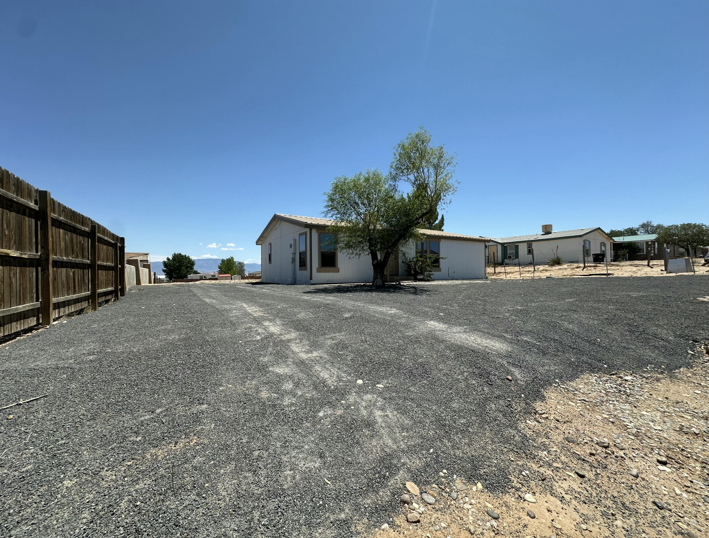 5th image of 1006 26Th St Sw, Rio Rancho, NM 87124 | MLS# 1108716
