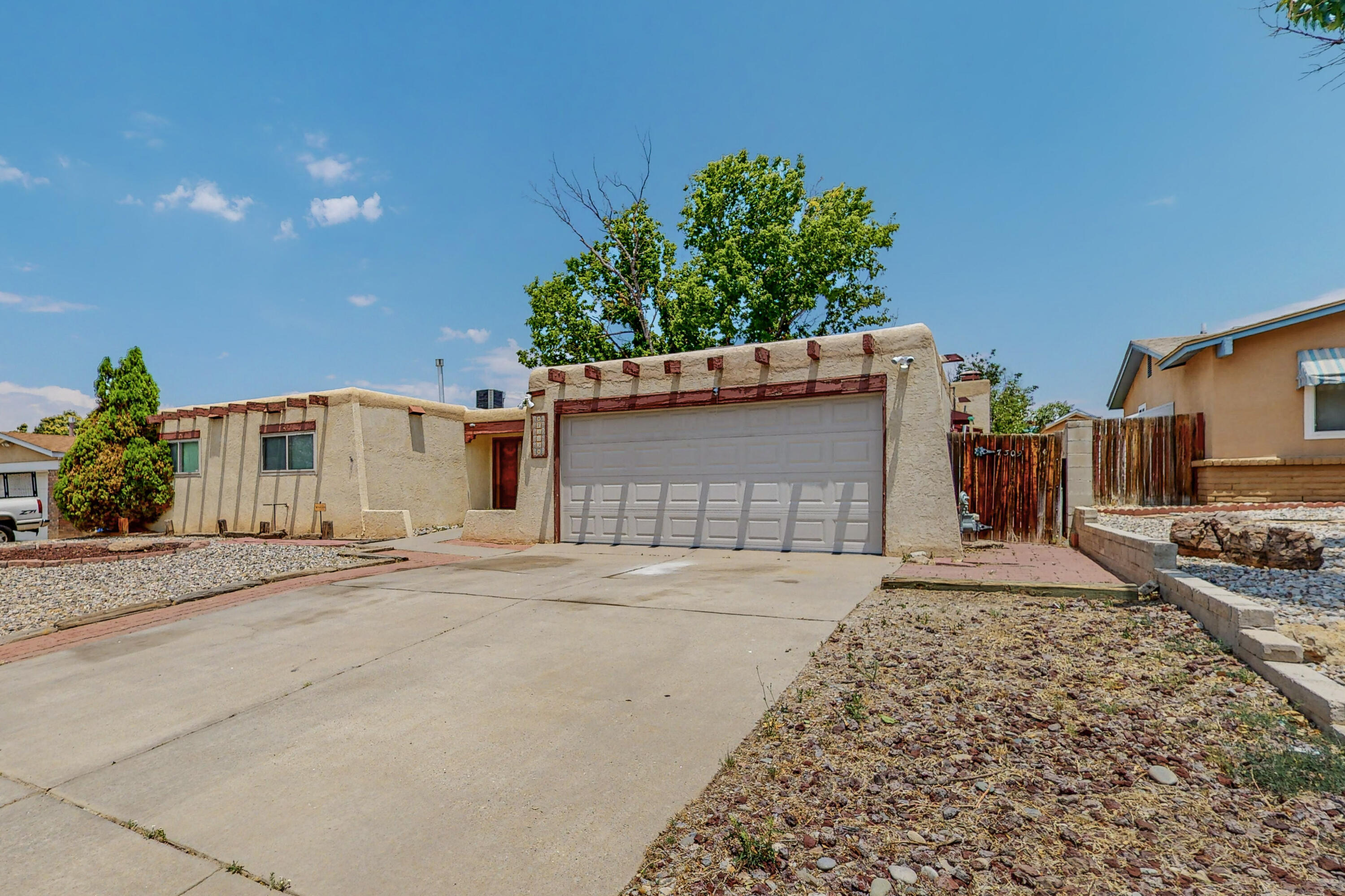 7309 Coulson Drive NE 