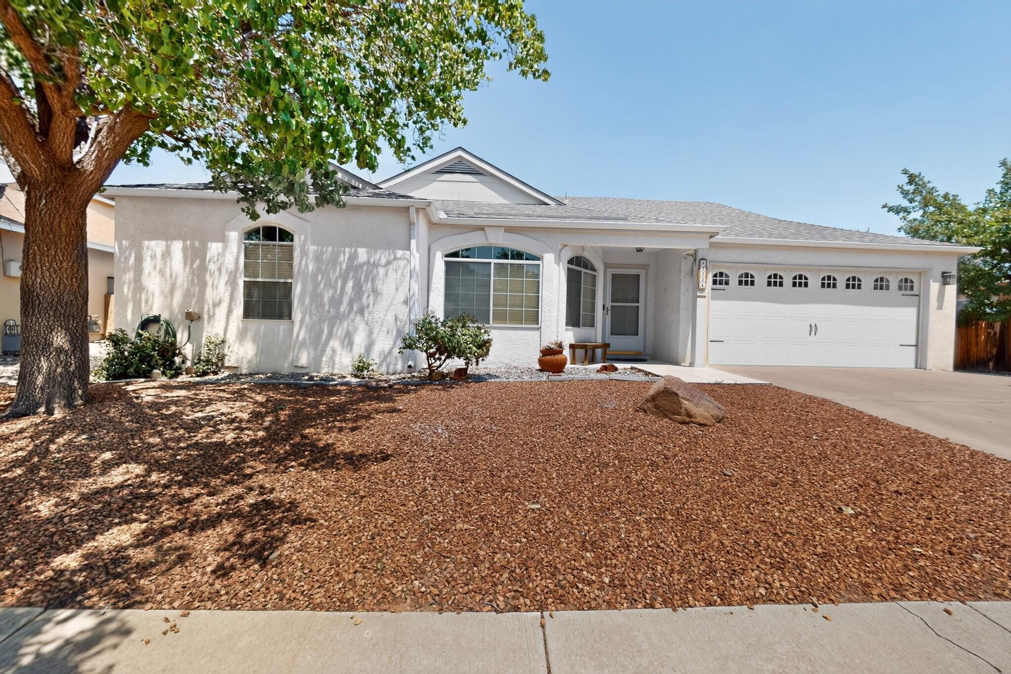 3rd image of 1724 Blueberry Dr Ne, Rio Rancho, NM 87144 | MLS# 1108758