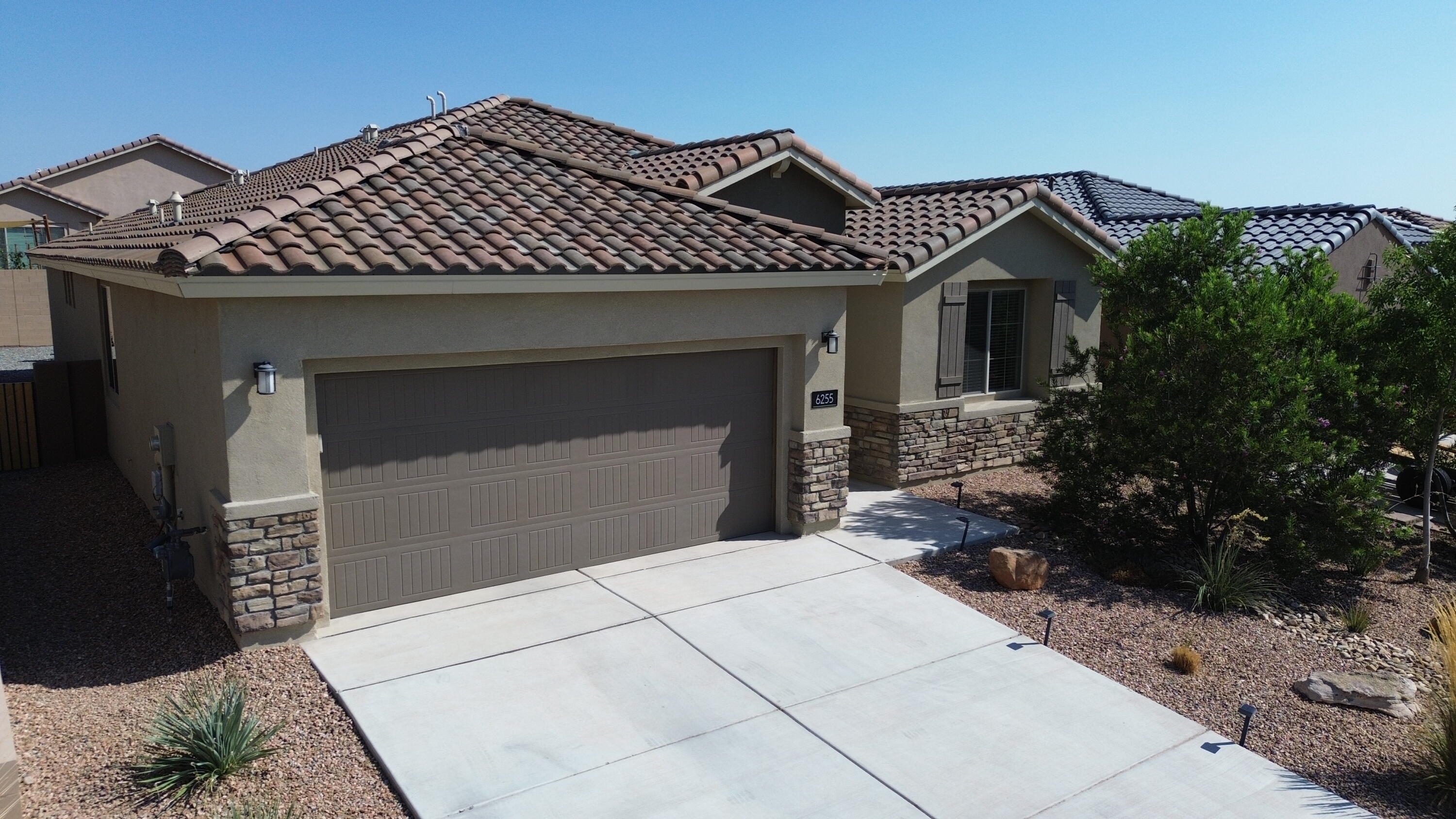 6255 Bryce Canyon Lane NE 
