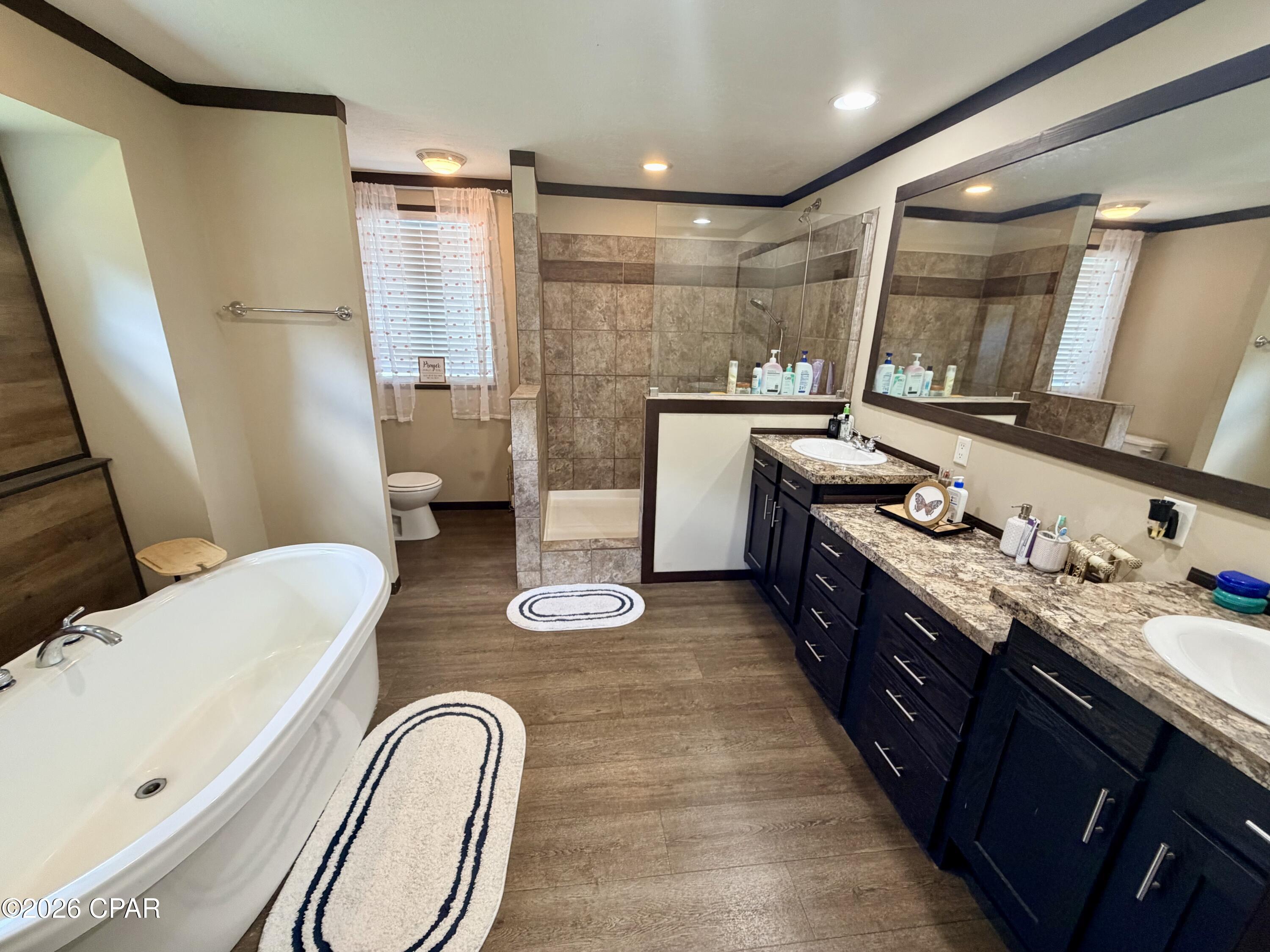 5th image of 2690 Salem Church Rd, Sneads, FL 32460 | MLS# 793750