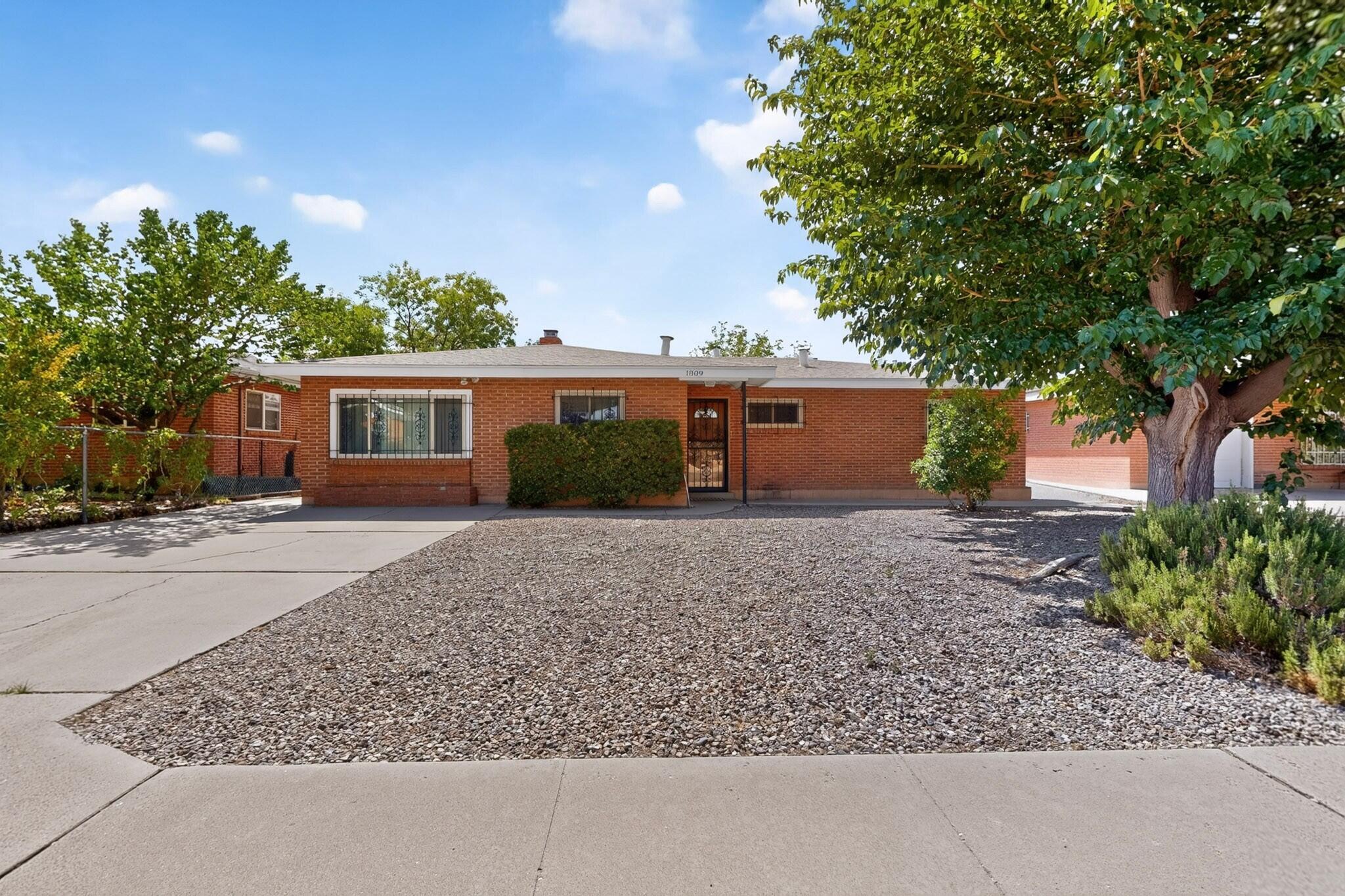 Photo 1 of Sale Pending at 1809 Cornell Dr Se, Albuquerque, NM 87106 | MLS# 1108775 | Listing updated on 2026-09-25