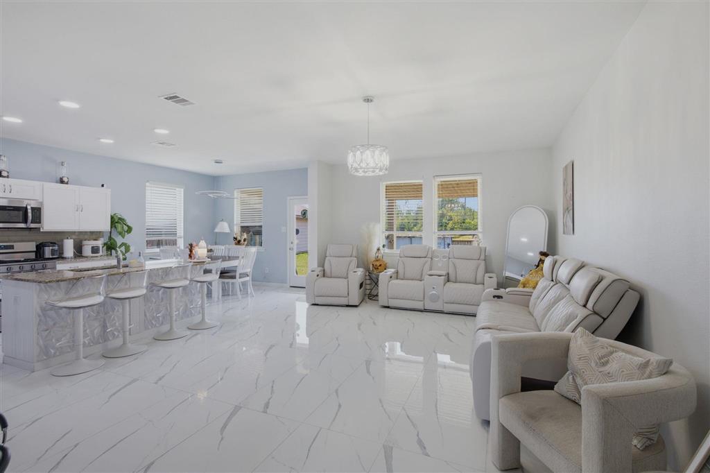 2202 S LAKE MICHELE Circle — photo 3
