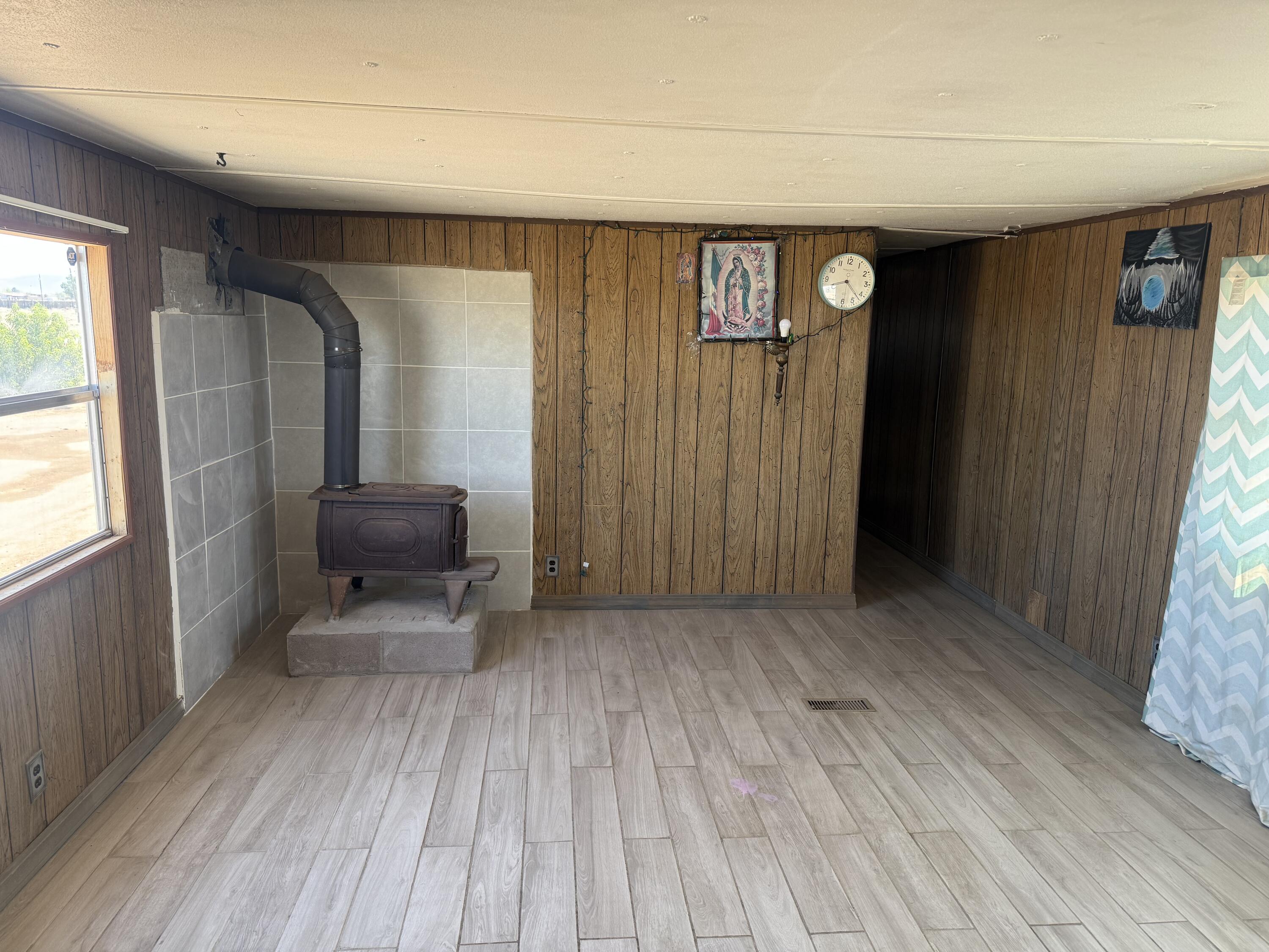 4th image of 442 Meadowlake Rd, Los Lunas, NM 87031 | MLS# 1108799