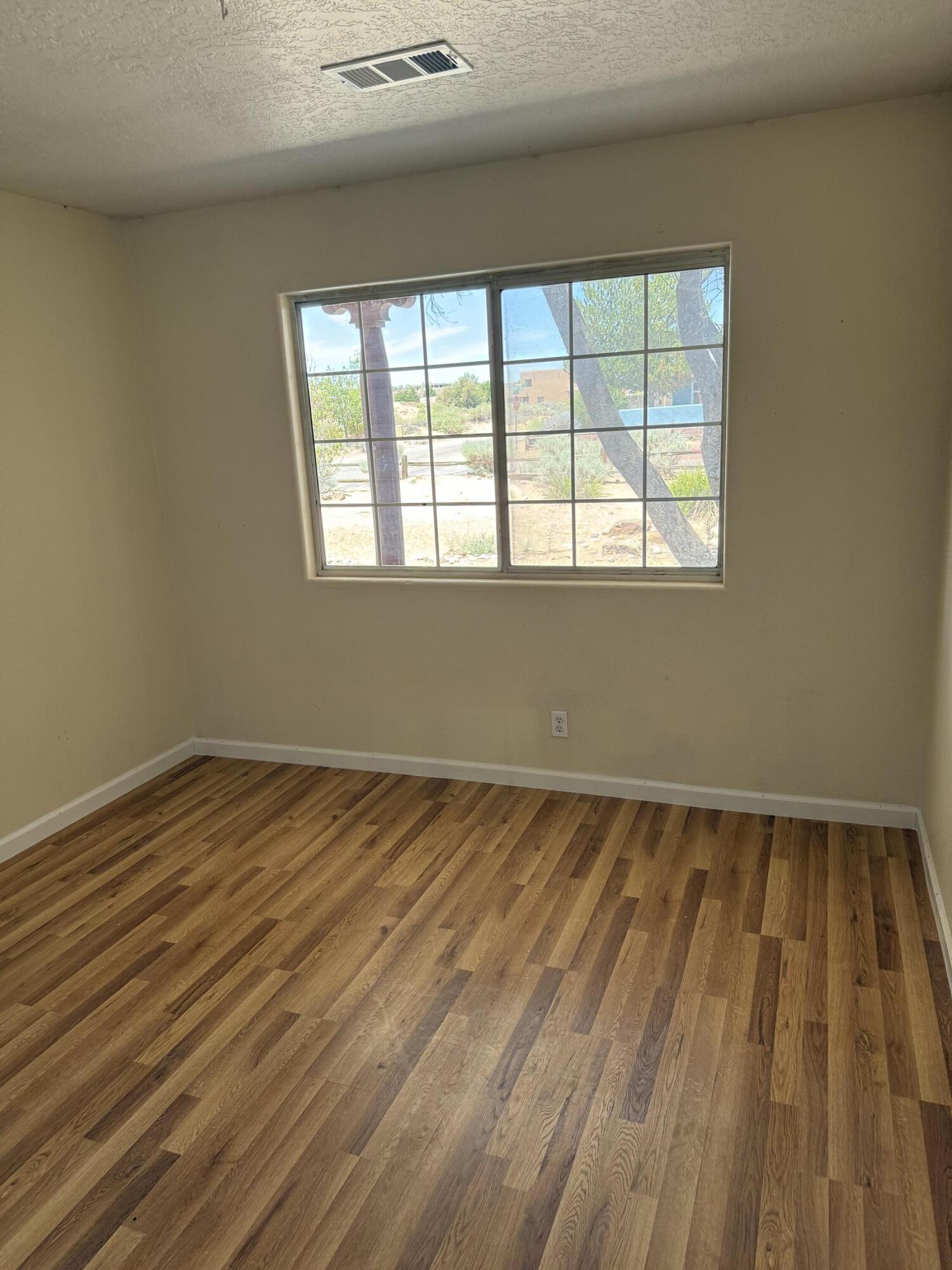 2nd image of 2150 Sonora Rd Ne, Rio Rancho, NM 87144 | MLS# 1108822