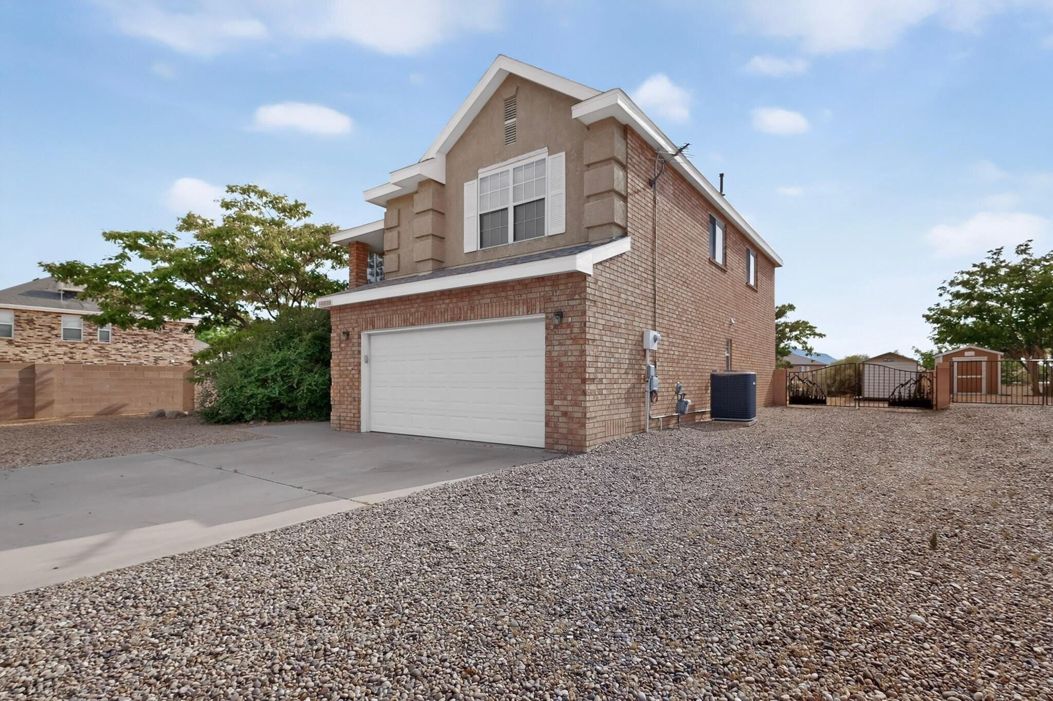 1401 Cerro Crestado Drive NW 