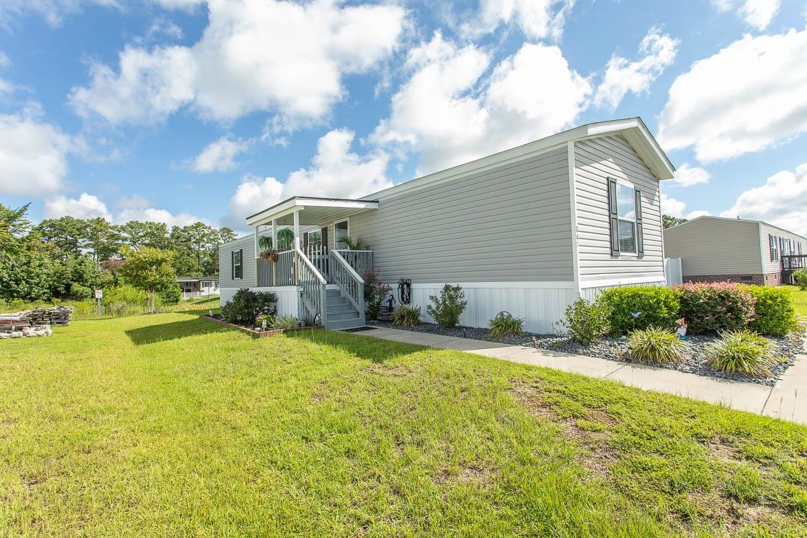 Photo 3 of Sale Pending at 147 Shetland Woods Dr, Myrtle Beach, SC 29577 | MLS# 2619722 | Listing updated on 2026-10-08