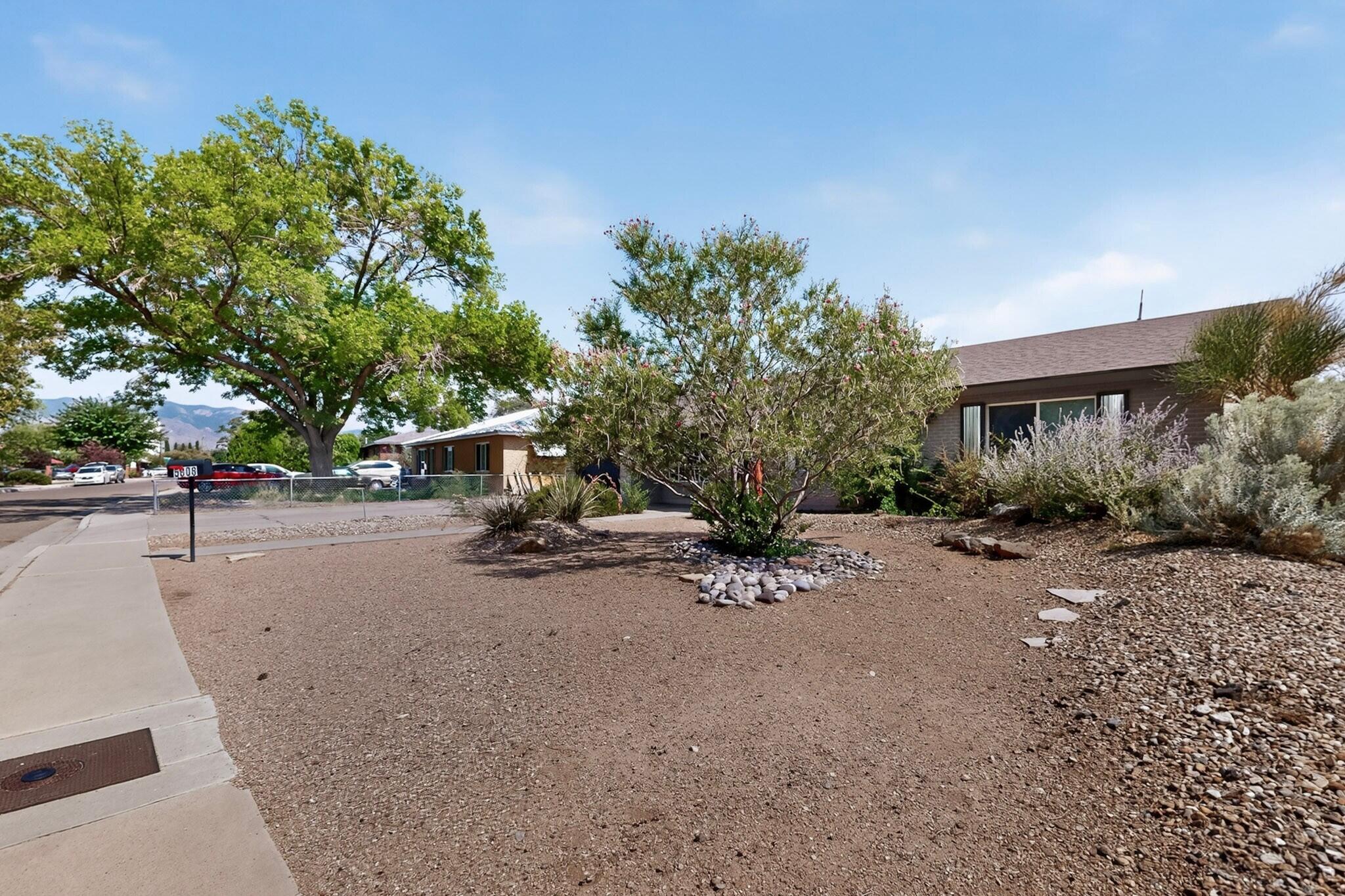 5808 Princess Jeanne Avenue NE 