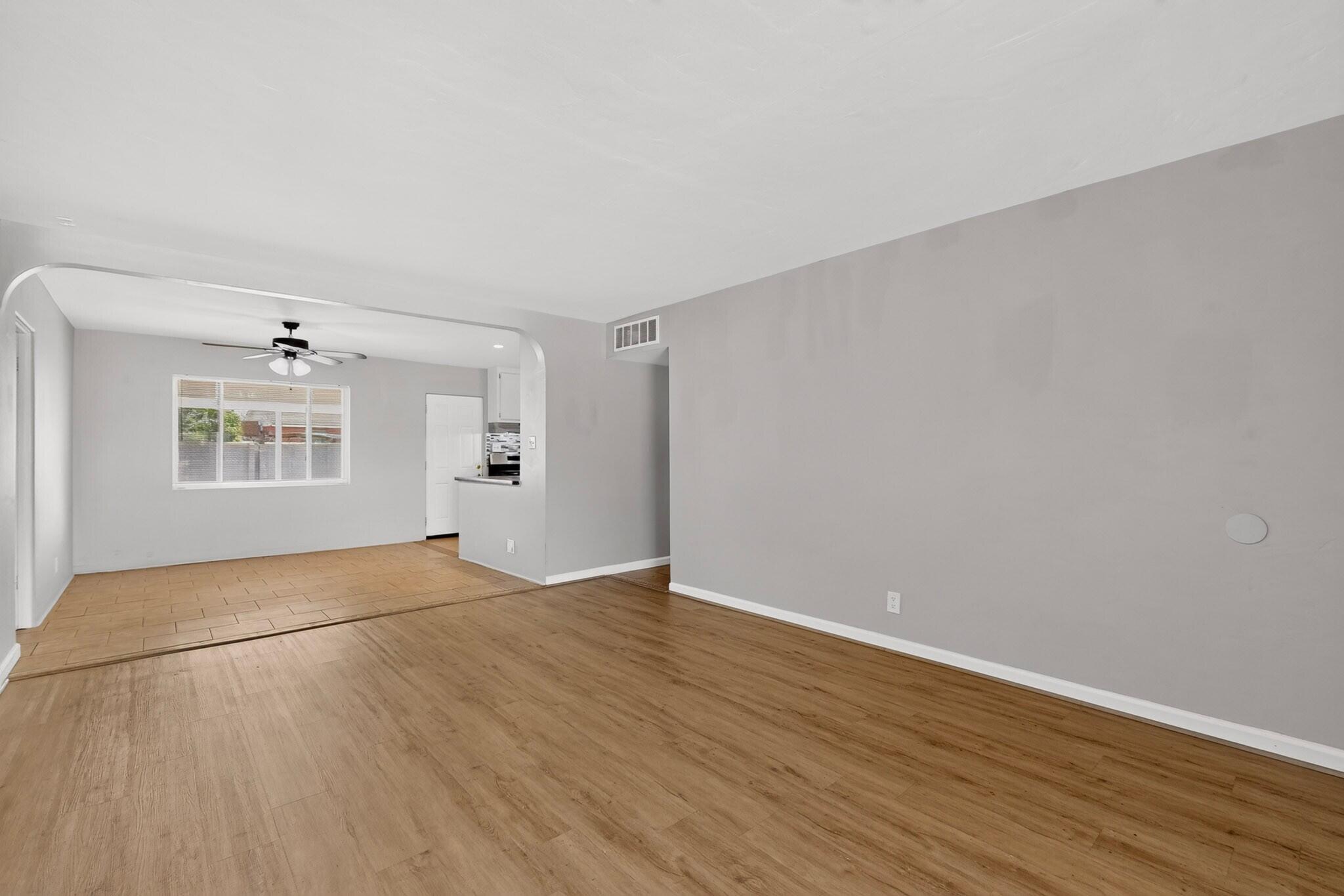 5808 Princess Jeanne Avenue NE 