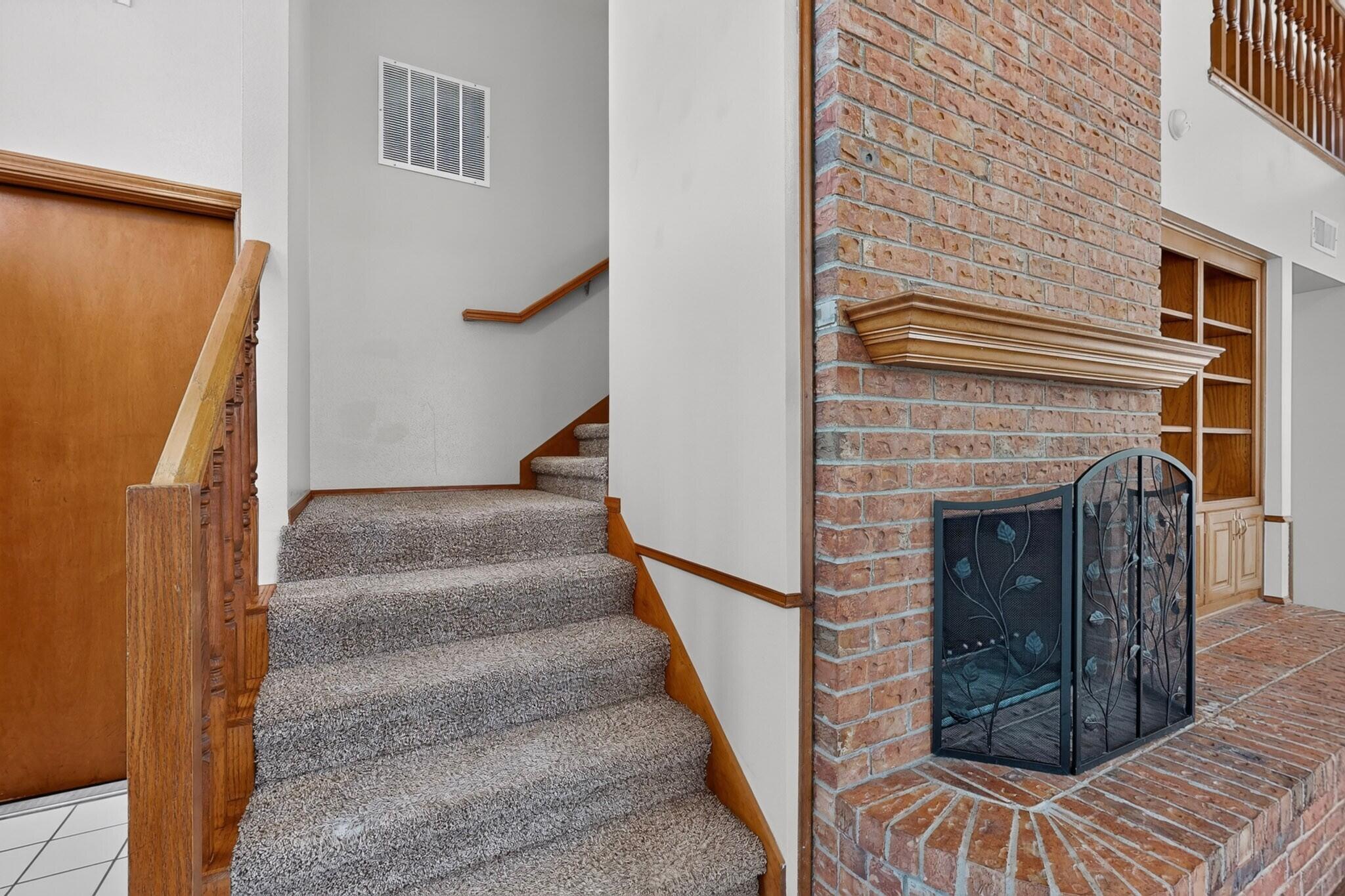 3rd image of 8305 Fairmont Dr Nw, Albuquerque, NM 87120 | MLS# 1108908
