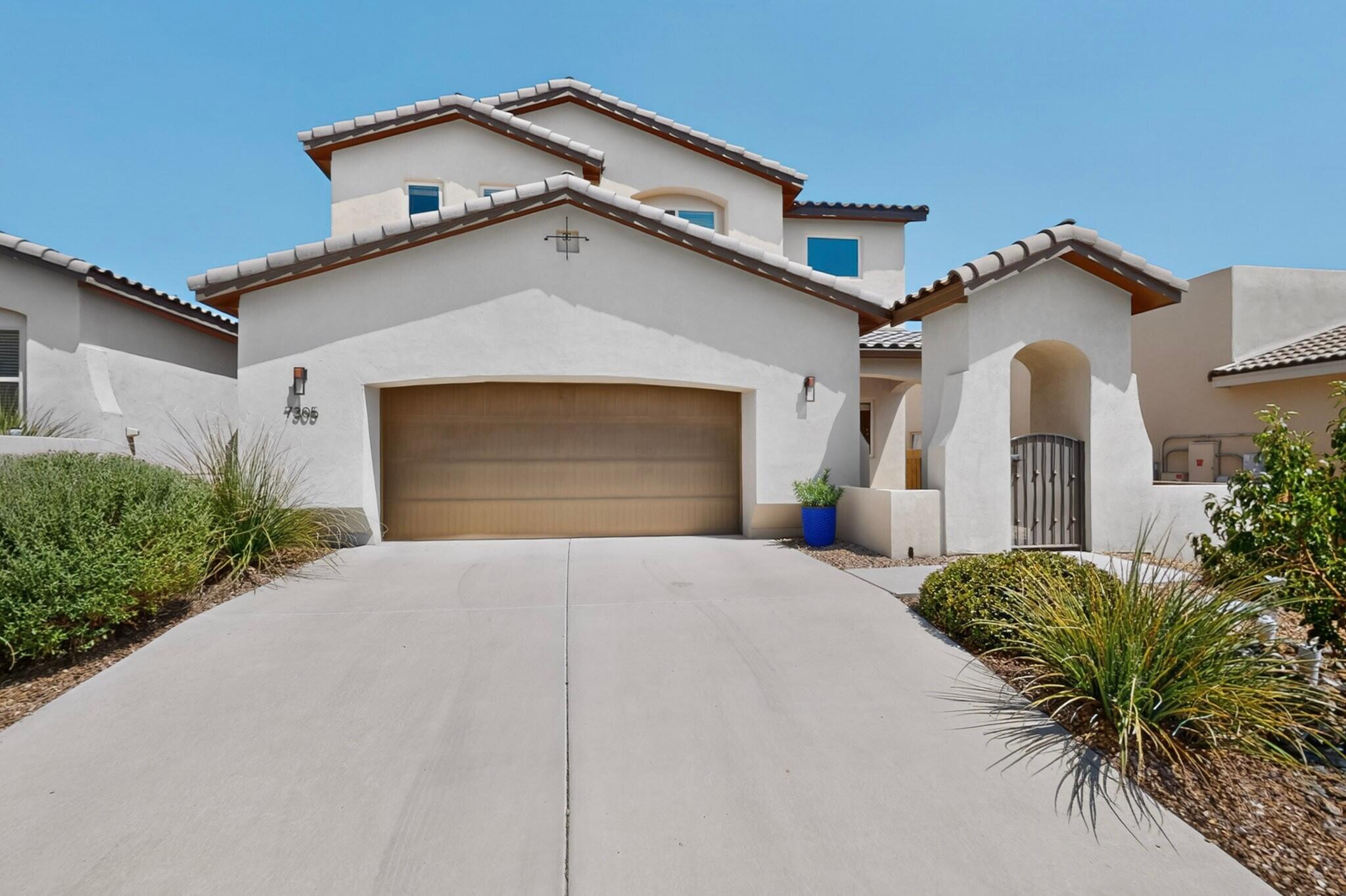 Single family home for sale at 7305 Valle Jardin Ln NW, Albuquerque, NM 87114 | MLS# 1108922