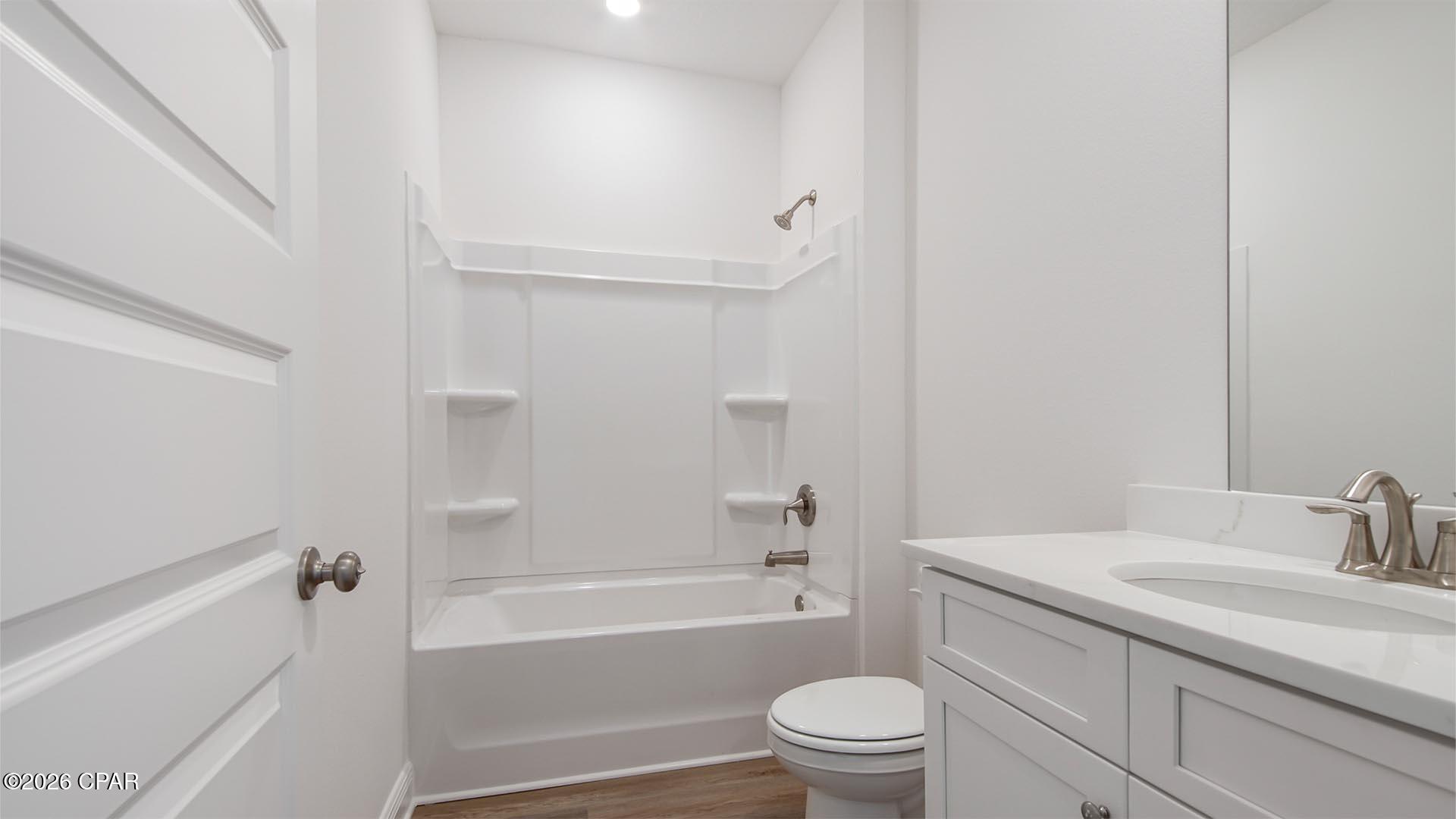 562 Hancock Way, Panama City Beach, FL 32413 thumbnail, photo 18 of 26