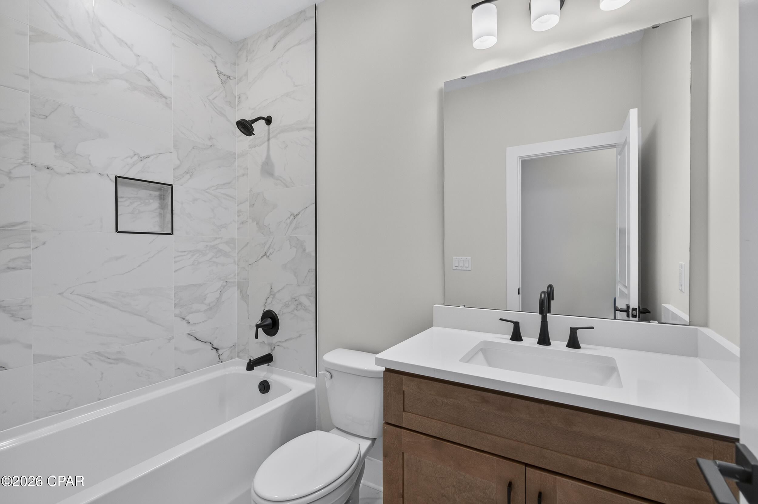 5231 Thomas Drive, Panama City Beach, FL 32408 thumbnail, photo 19 of 42