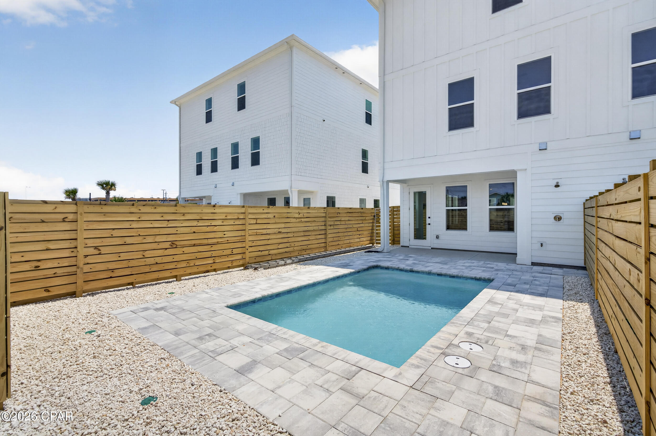 3rd image of 5231 Thomas Dr, Panama City, FL 32408 | MLS# 793872