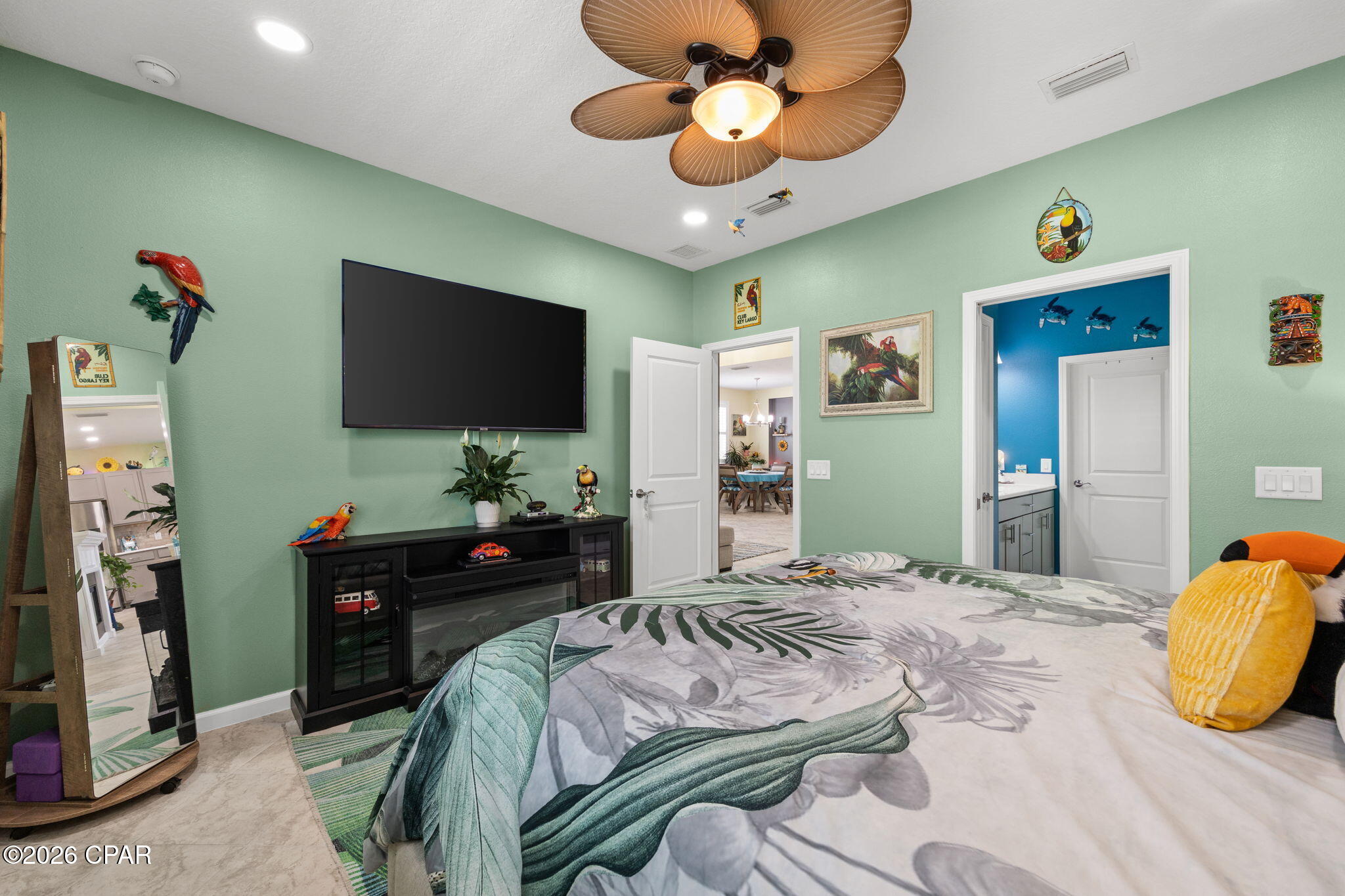 8956 Parrot Place, Panama City Beach, FL 32413 thumbnail, photo 20 of 86
