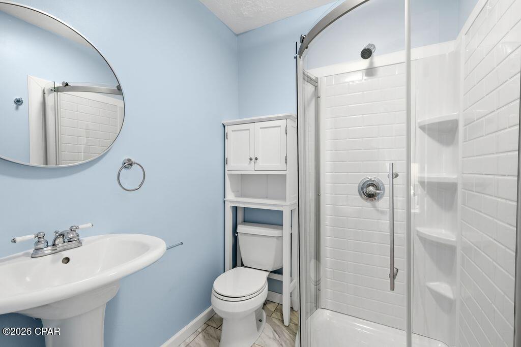 181 Robin Lane, Panama City, FL 32407 thumbnail, photo 15 of 48