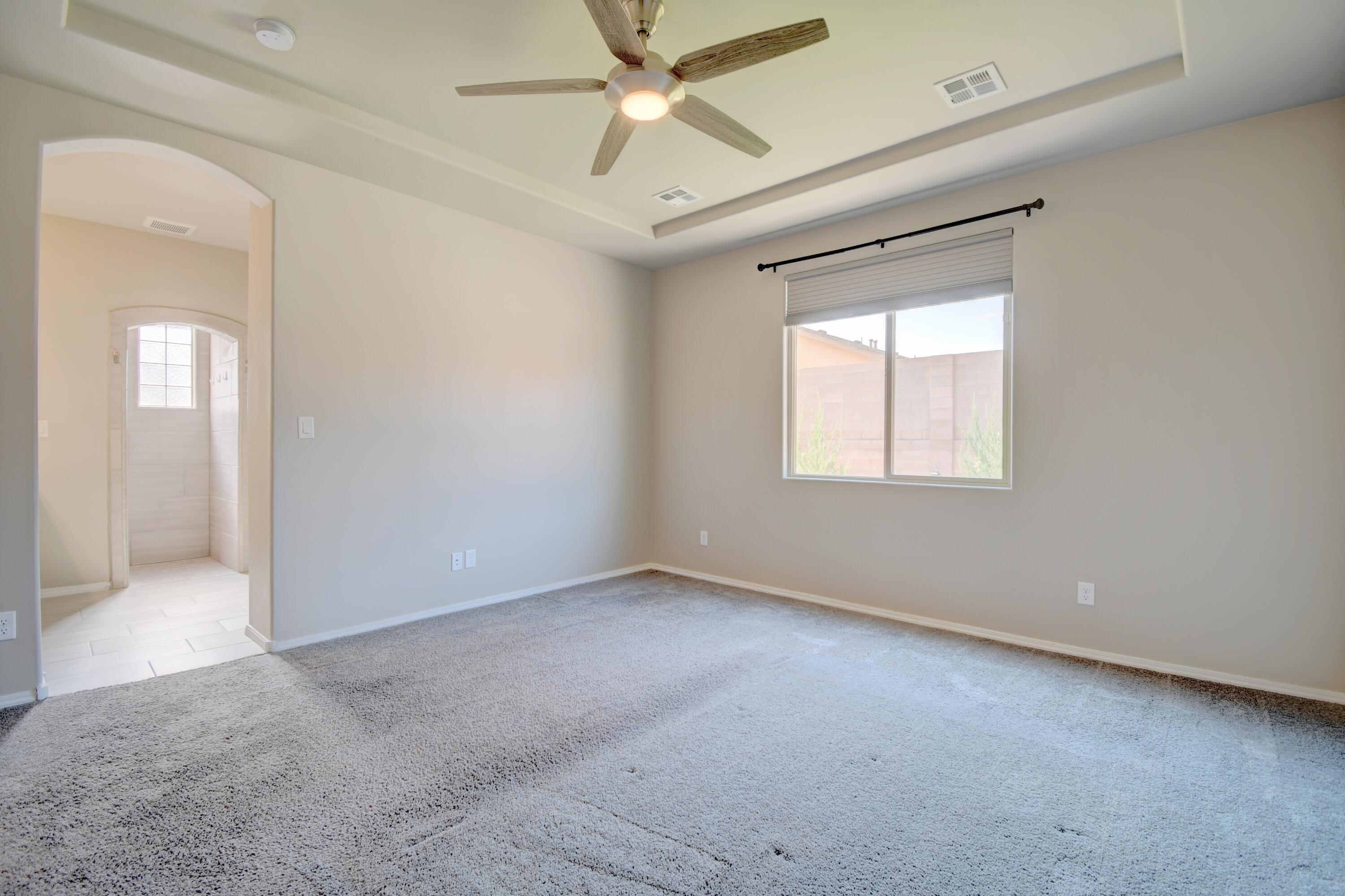 4337 Golden Eagle Loop NE 