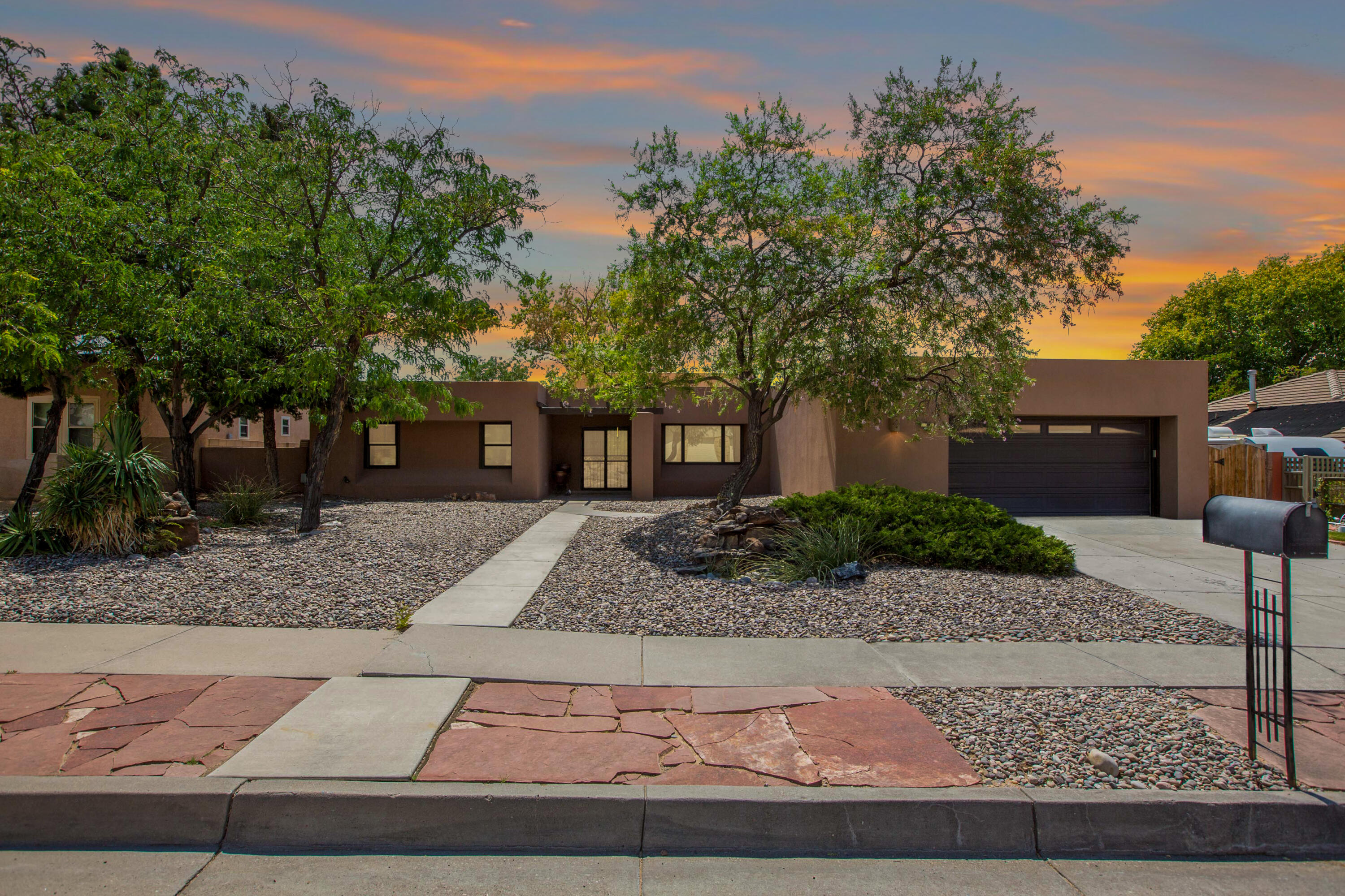 5617 Cometa Court NE, Albuquerque