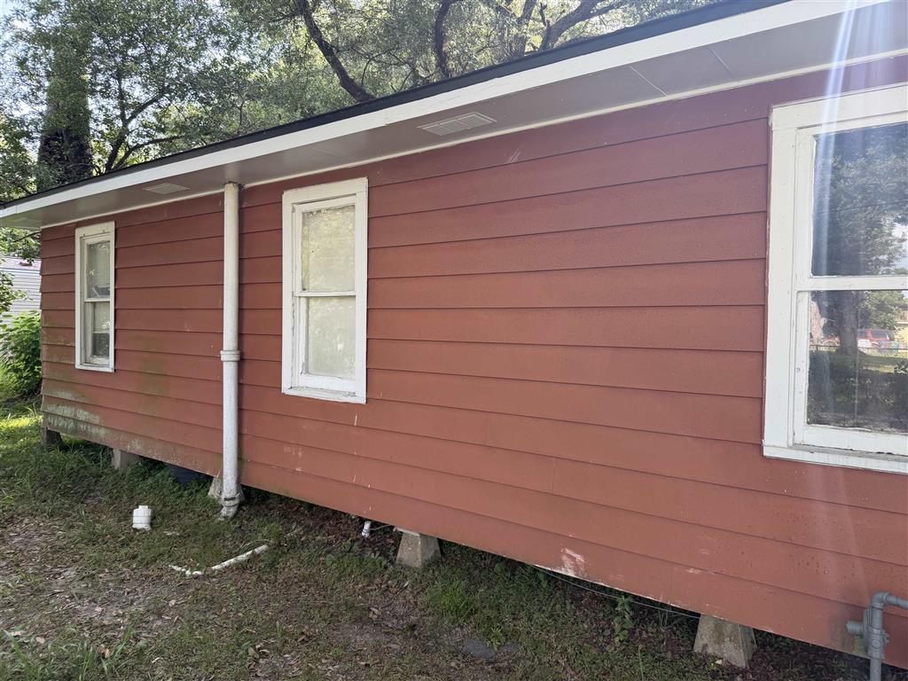131 Leora — photo 4