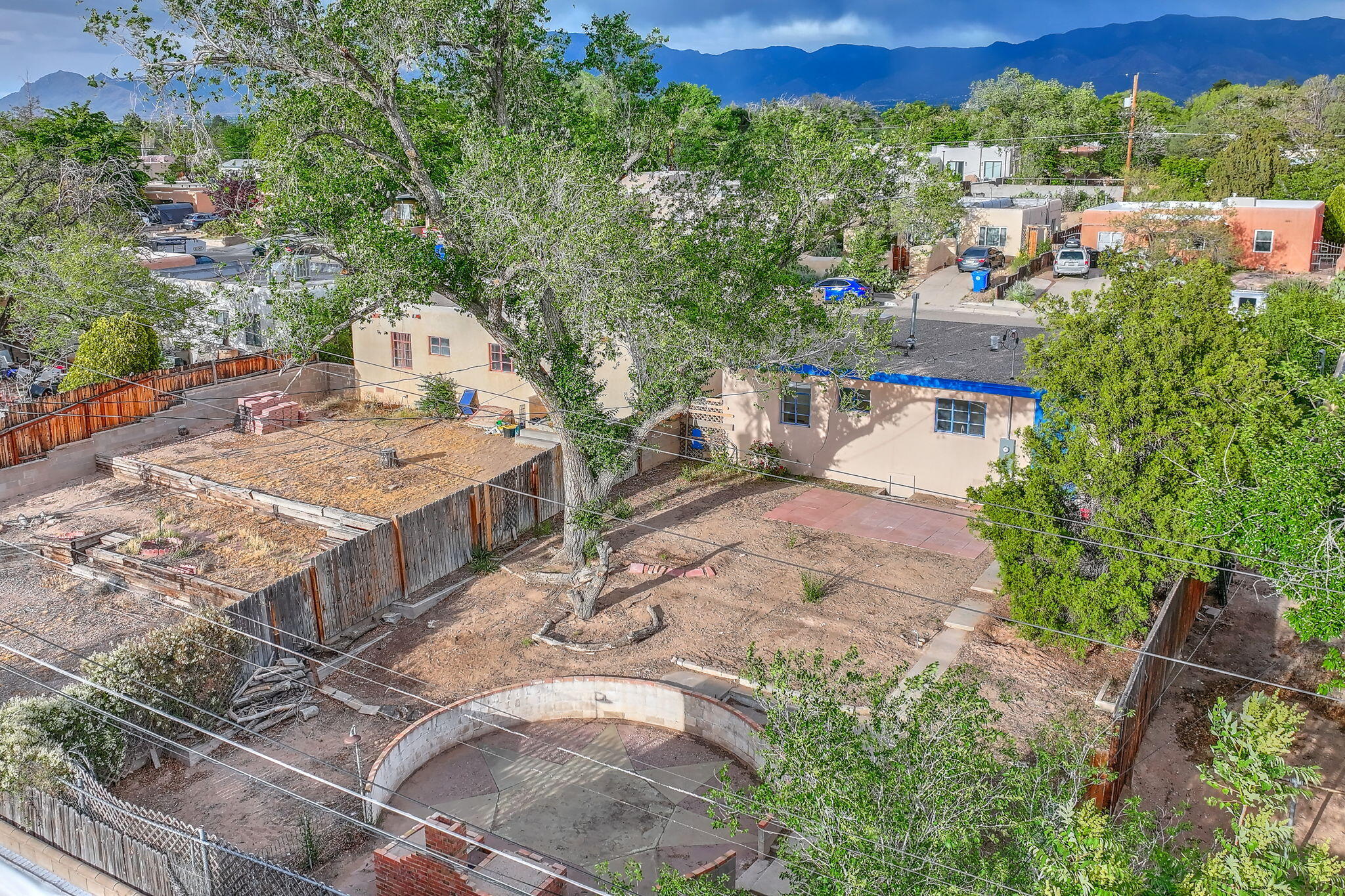 1311 Dartmouth Drive NE Albuquerque, NM 87106