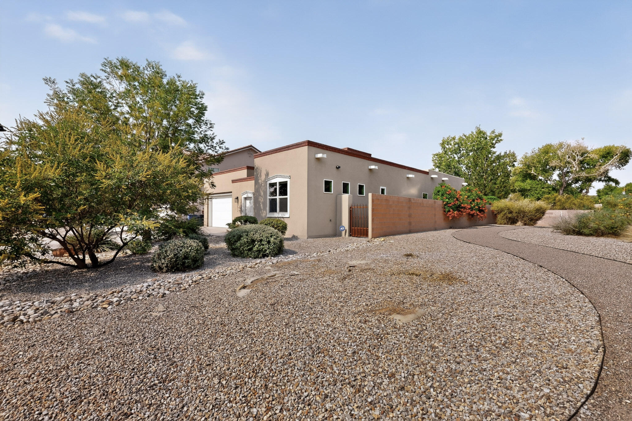 632 Bosque Verde Lane NW 