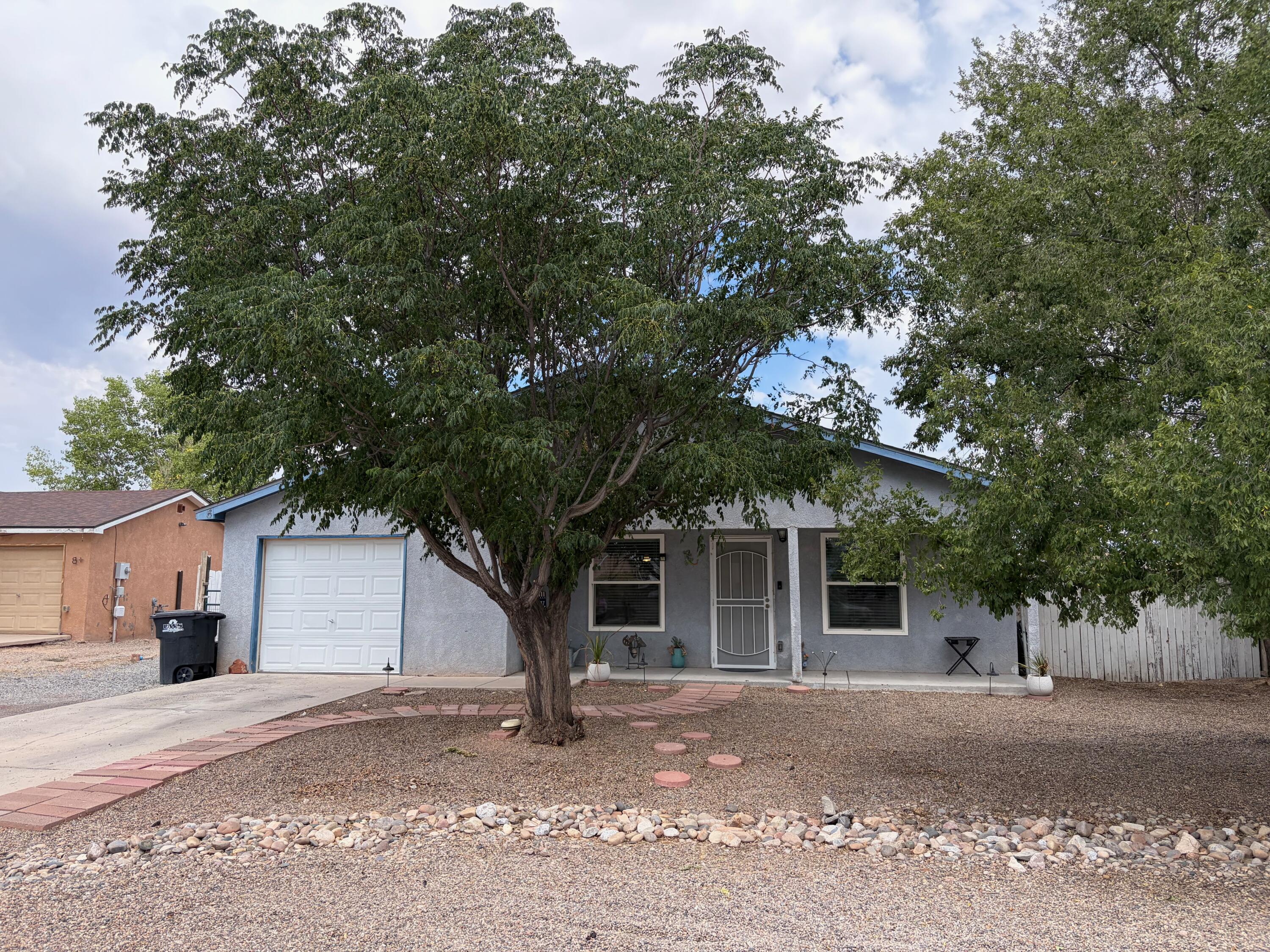 2nd image of 6 Habitat Wy, Los Lunas, NM 87031 | MLS# 1109029