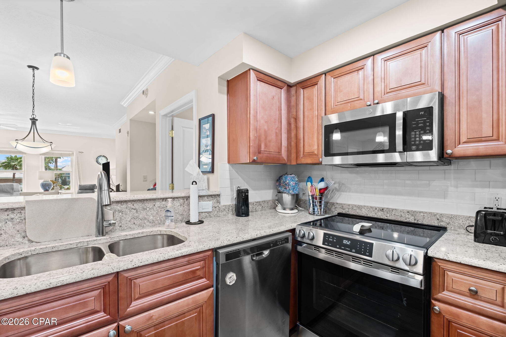 4050 Marriott Drive 3208