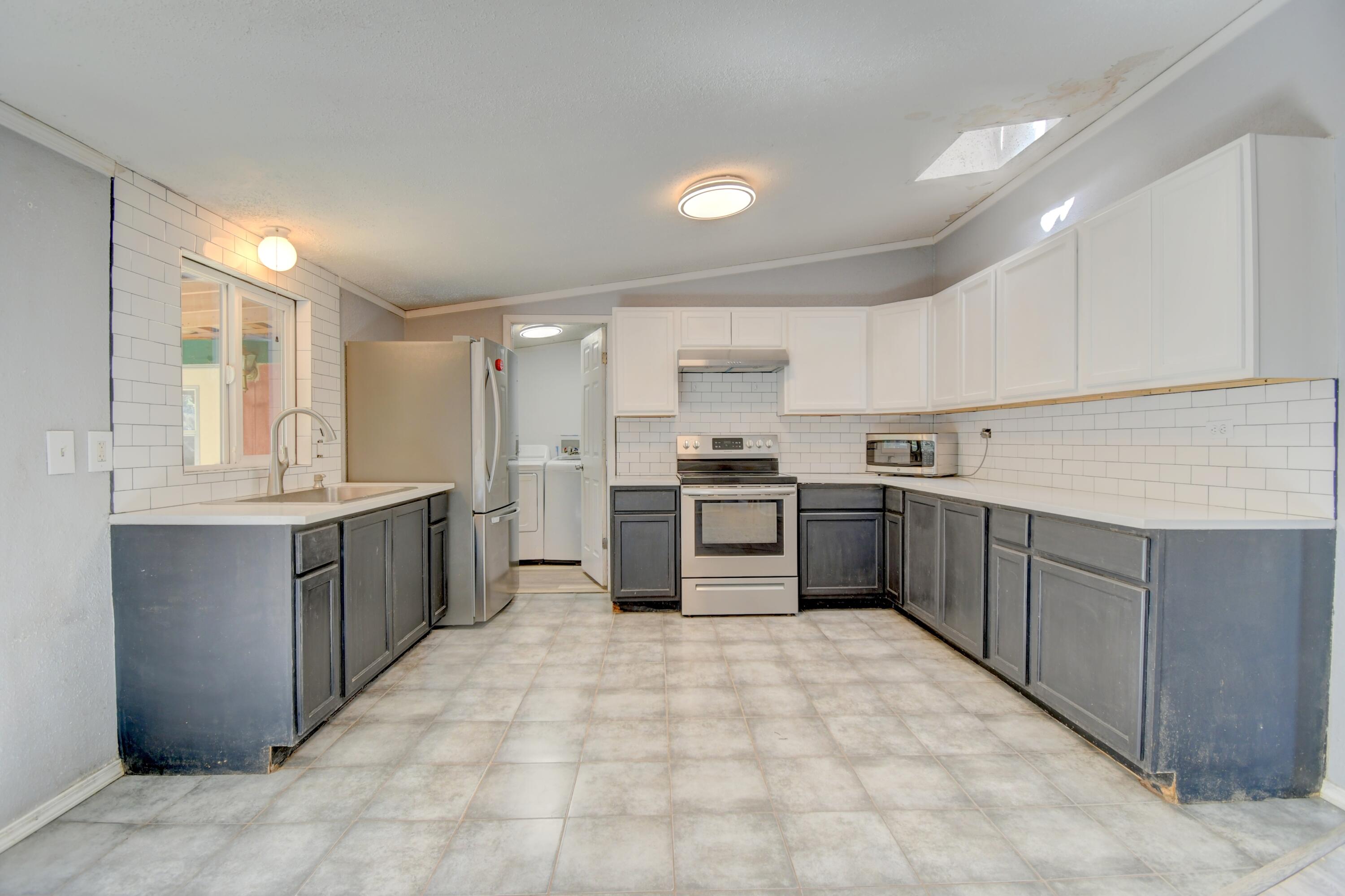 Photo 5 of Sale Pending at 182 County Rd A102, Edgewood, NM 87015 | MLS# 1109038 | Listing updated on 2026-09-04