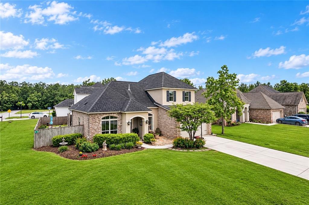 Photo 2 of Single family home for sale at 28591 Water Oak Loop, Ponchatoula, LA 70454 | MLS# 2572066 | Listing updated on 2026-09-11