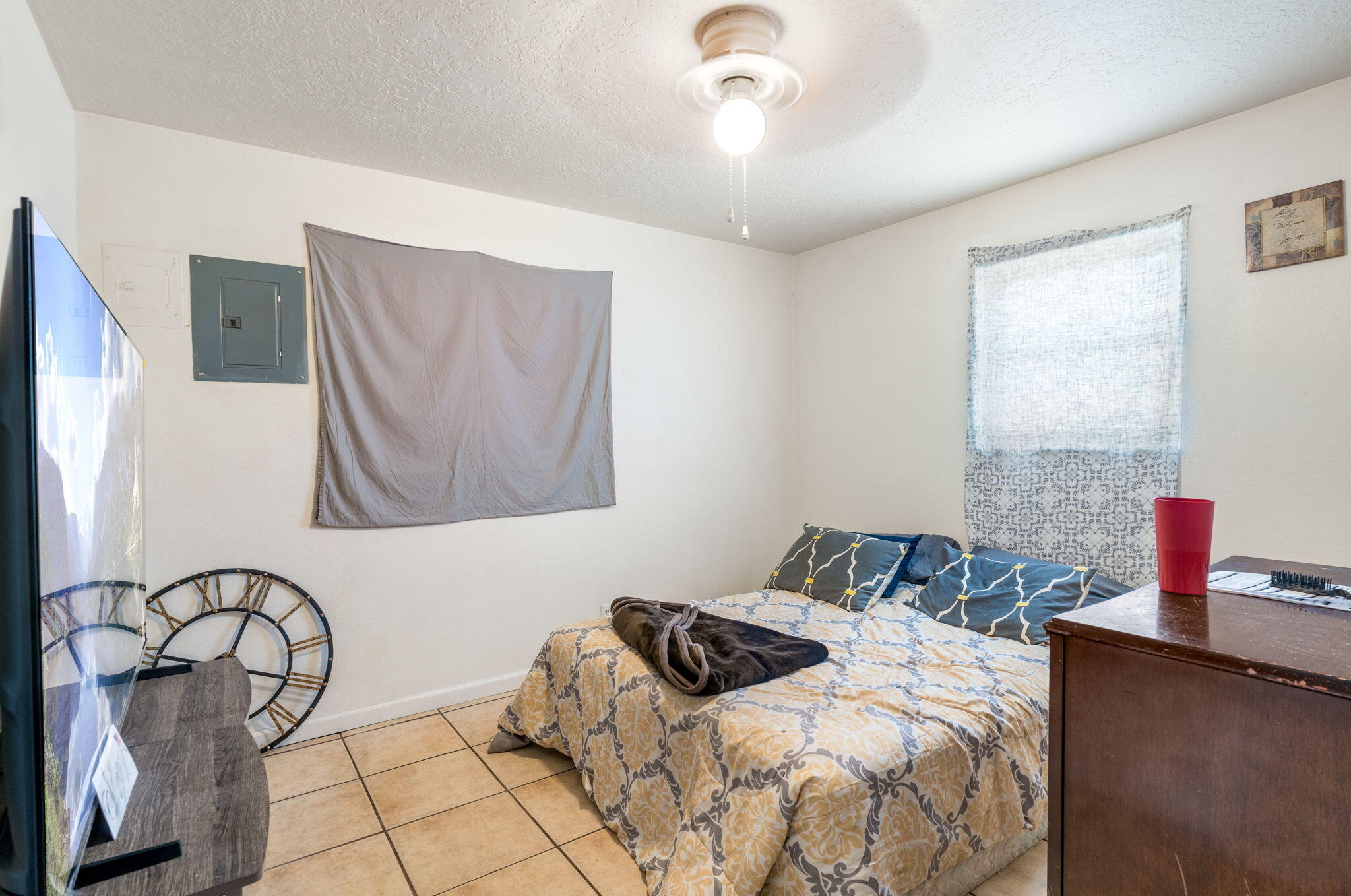 image of 425 Grove St Se, Albuquerque, NM 87108 | MLS# 1109078