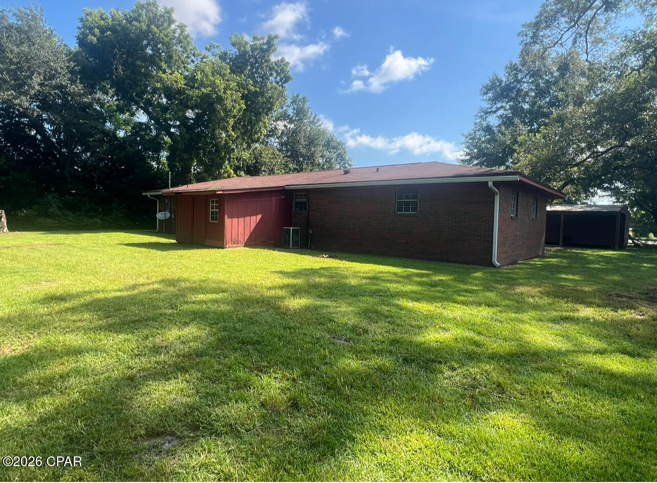 3rd image of 2231 Porter Ave, Grand Ridge, FL 32442 | MLS# 794030