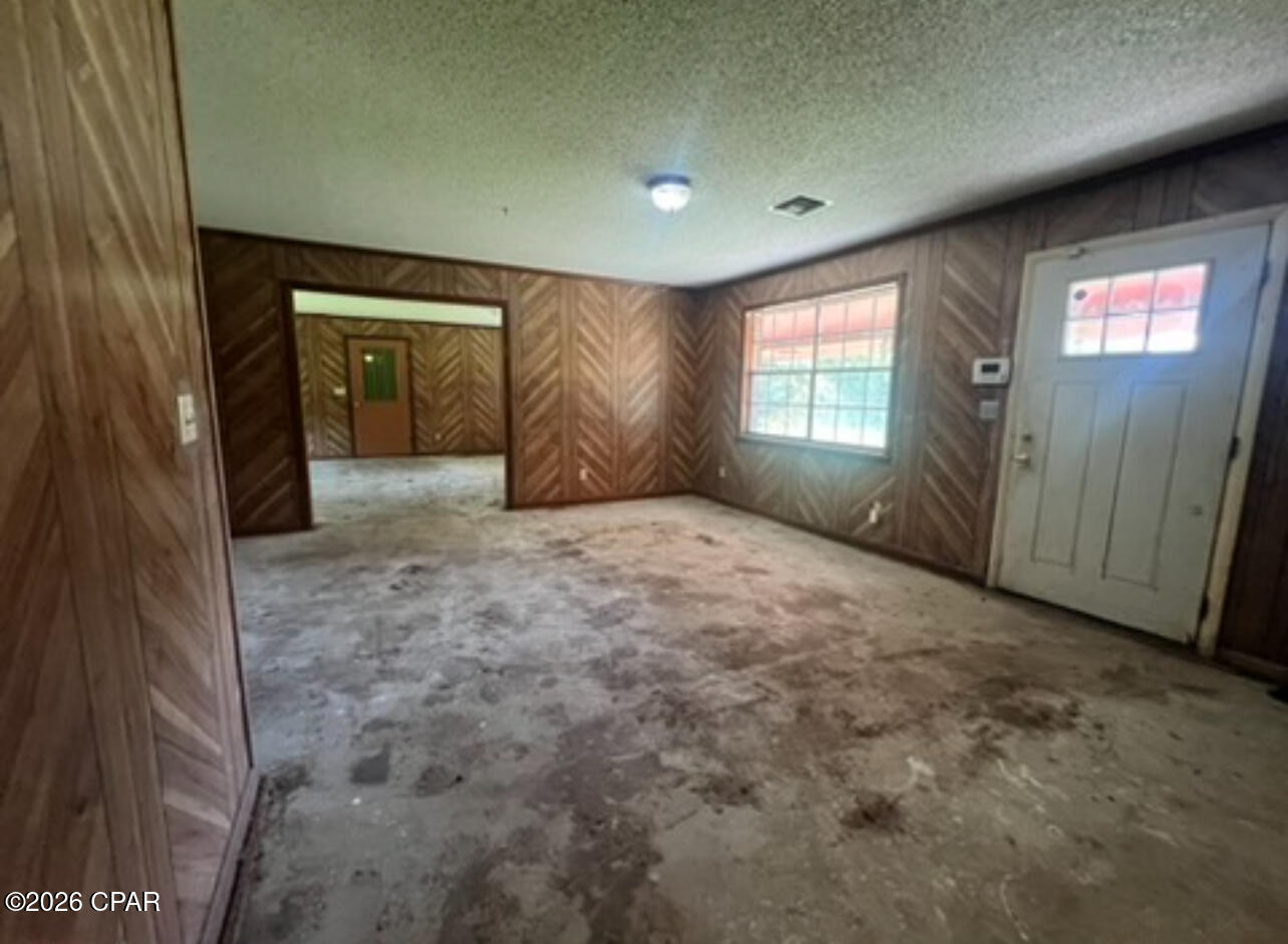 5th image of 2231 Porter Ave, Grand Ridge, FL 32442 | MLS# 794030