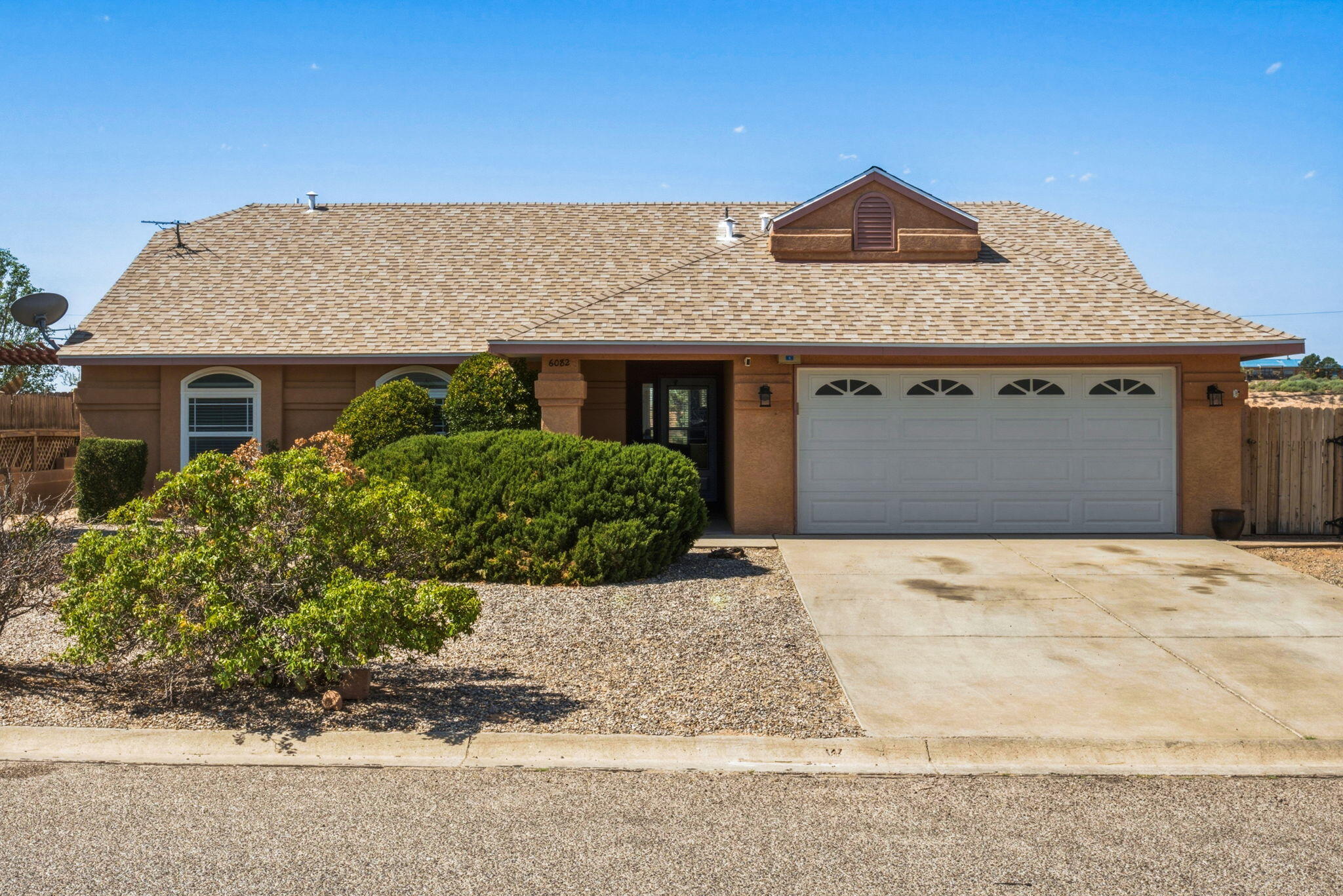4th image of 6082 Cottontail Rd Ne, Rio Rancho, NM 87144 | MLS# 1109125