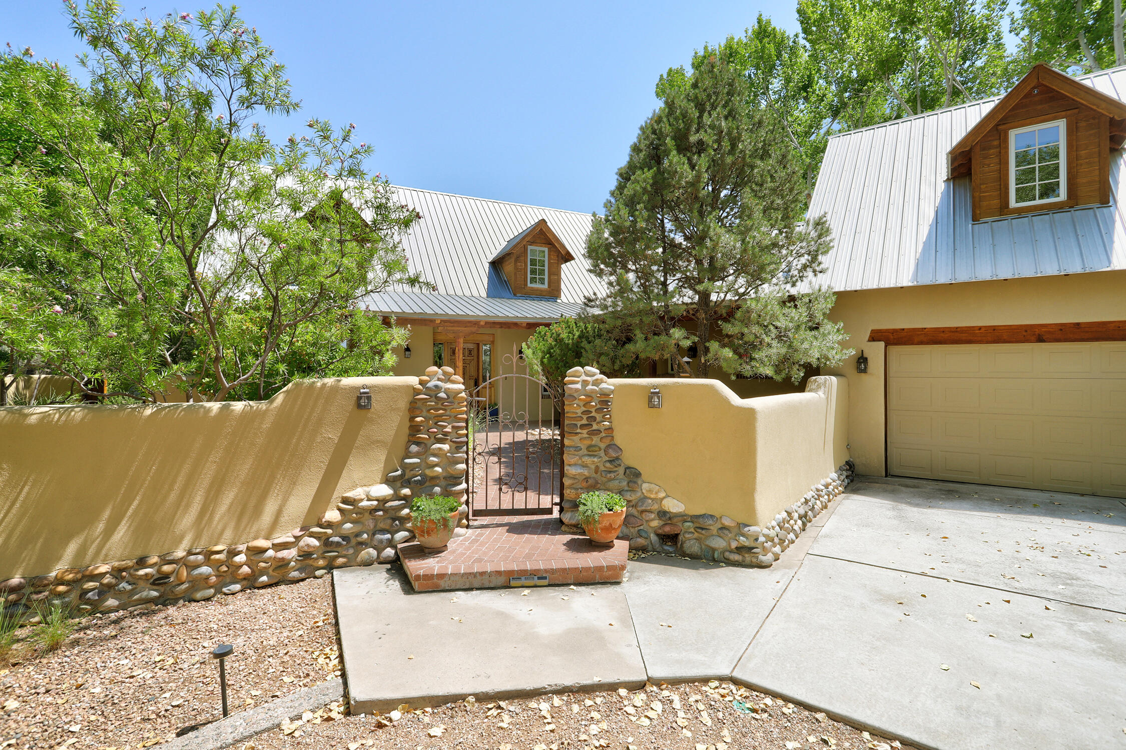 398 Price Lane 