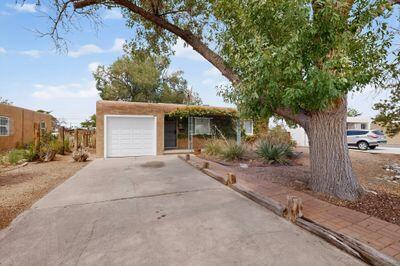 1st image of 705 Palomas Dr Se, Albuquerque, NM 87108 | MLS# 1109153