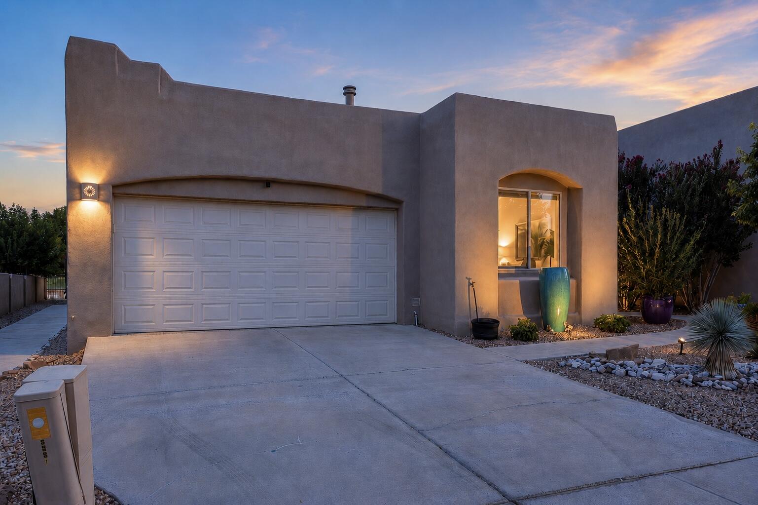 8855 Desert Fox Way NE, Albuquerque
