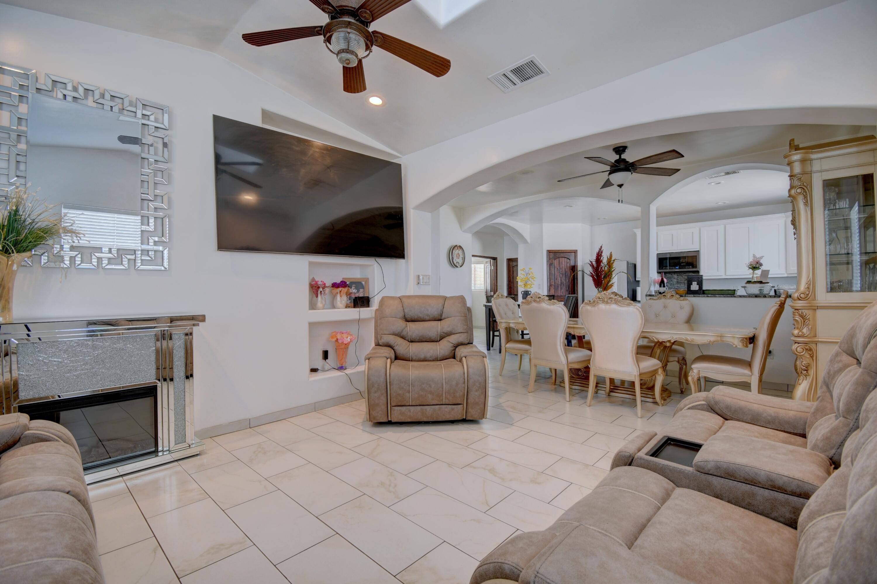 5th image of 2 Old Milwaukee Rd # A, Los Lunas, NM 87031 | MLS# 1109193