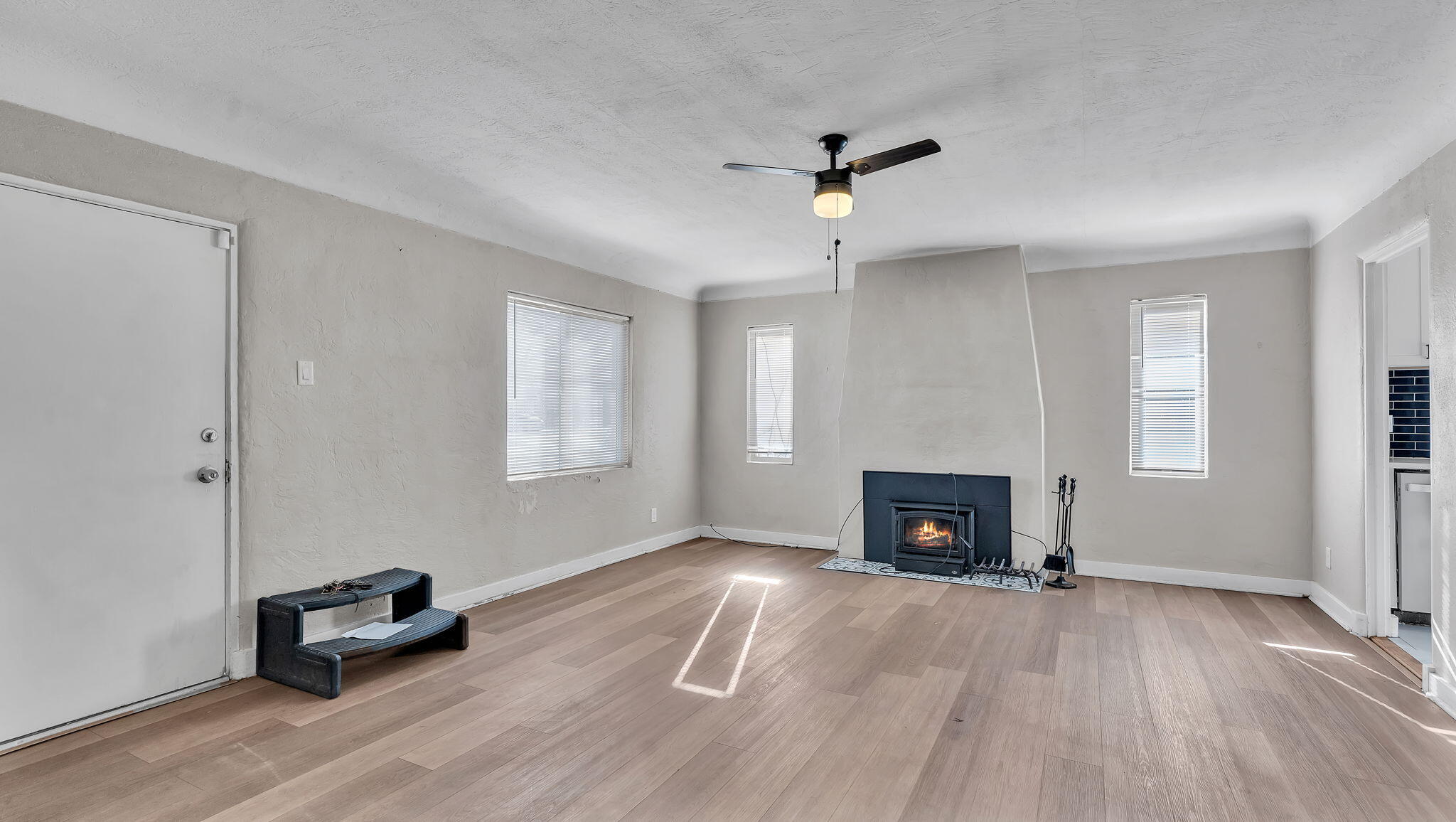 405 Carlisle Boulevard NE 
