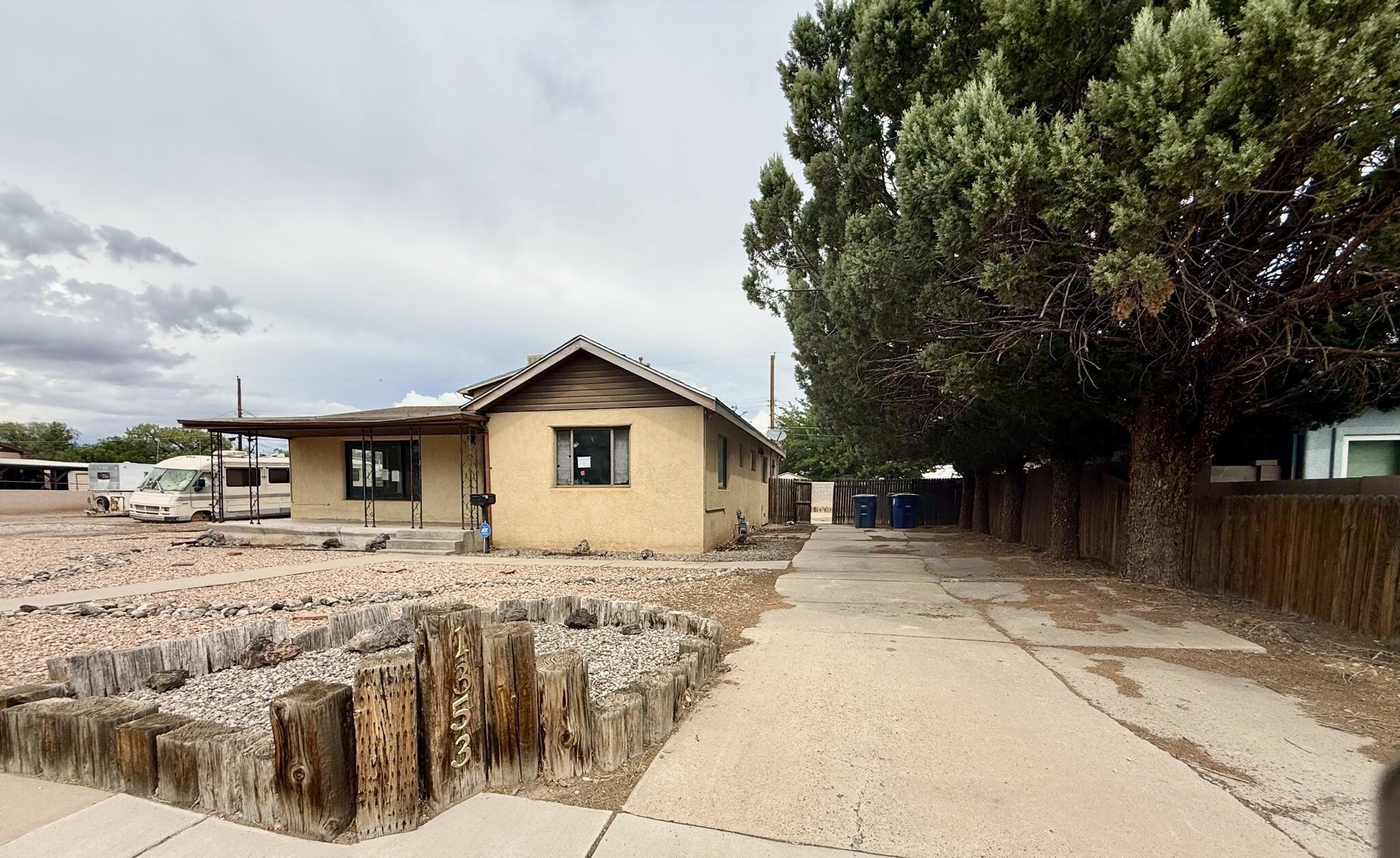 Photo 2 of Single family home for sale at 1353 San Lorenzo Ave Nw, Albuquerque, NM 87107 | MLS# 1109278 | Listing updated on 2026-09-17