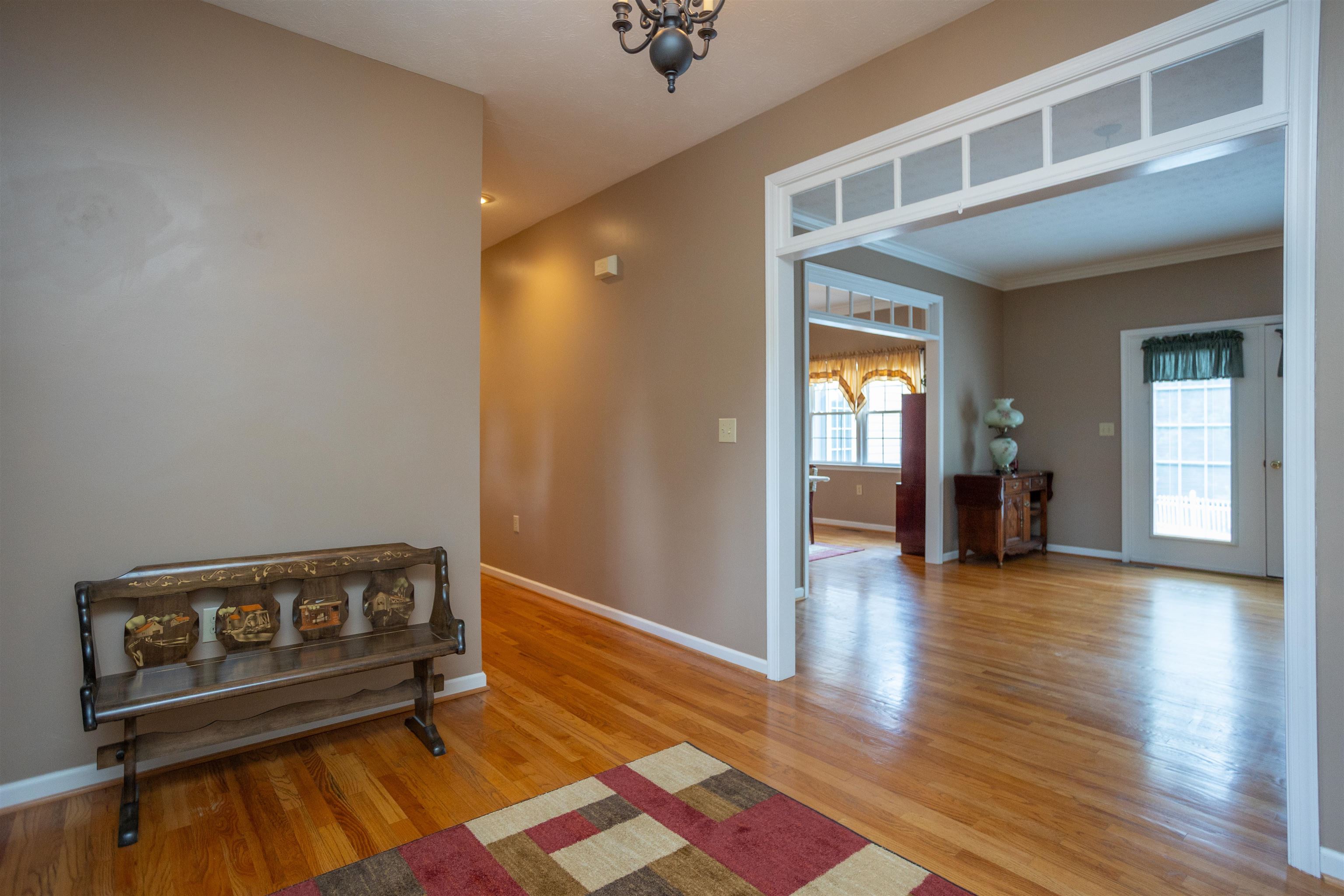 10 Molly Ct