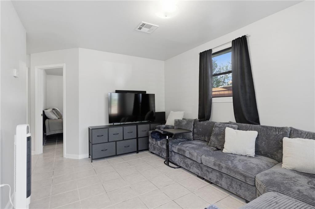 3rd image of 421 Tupelo St, New Orleans, LA 70117 | MLS# 2572880